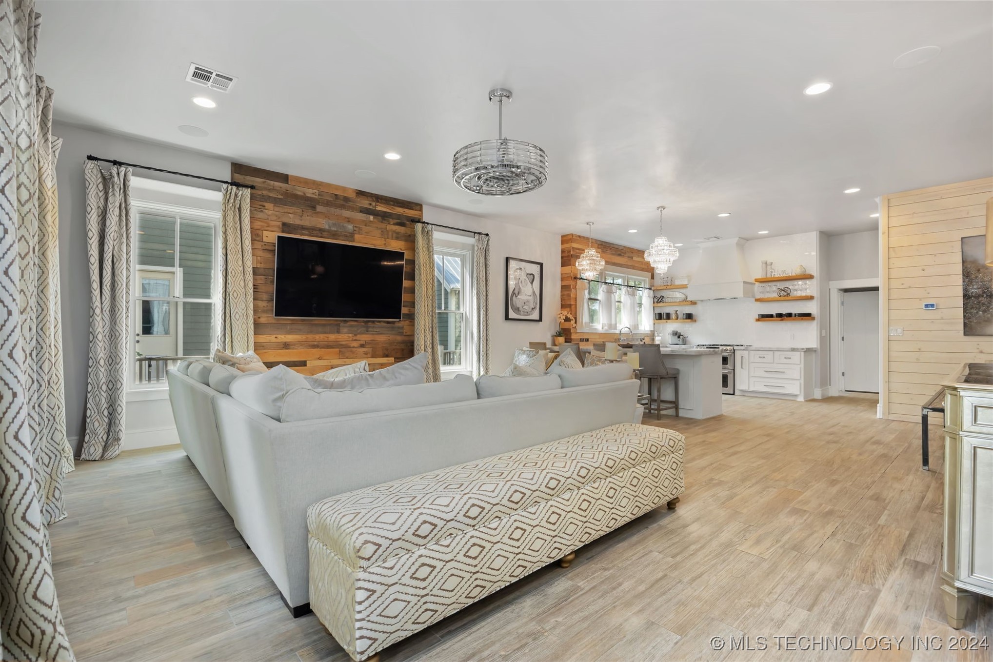 53 Boardwalk