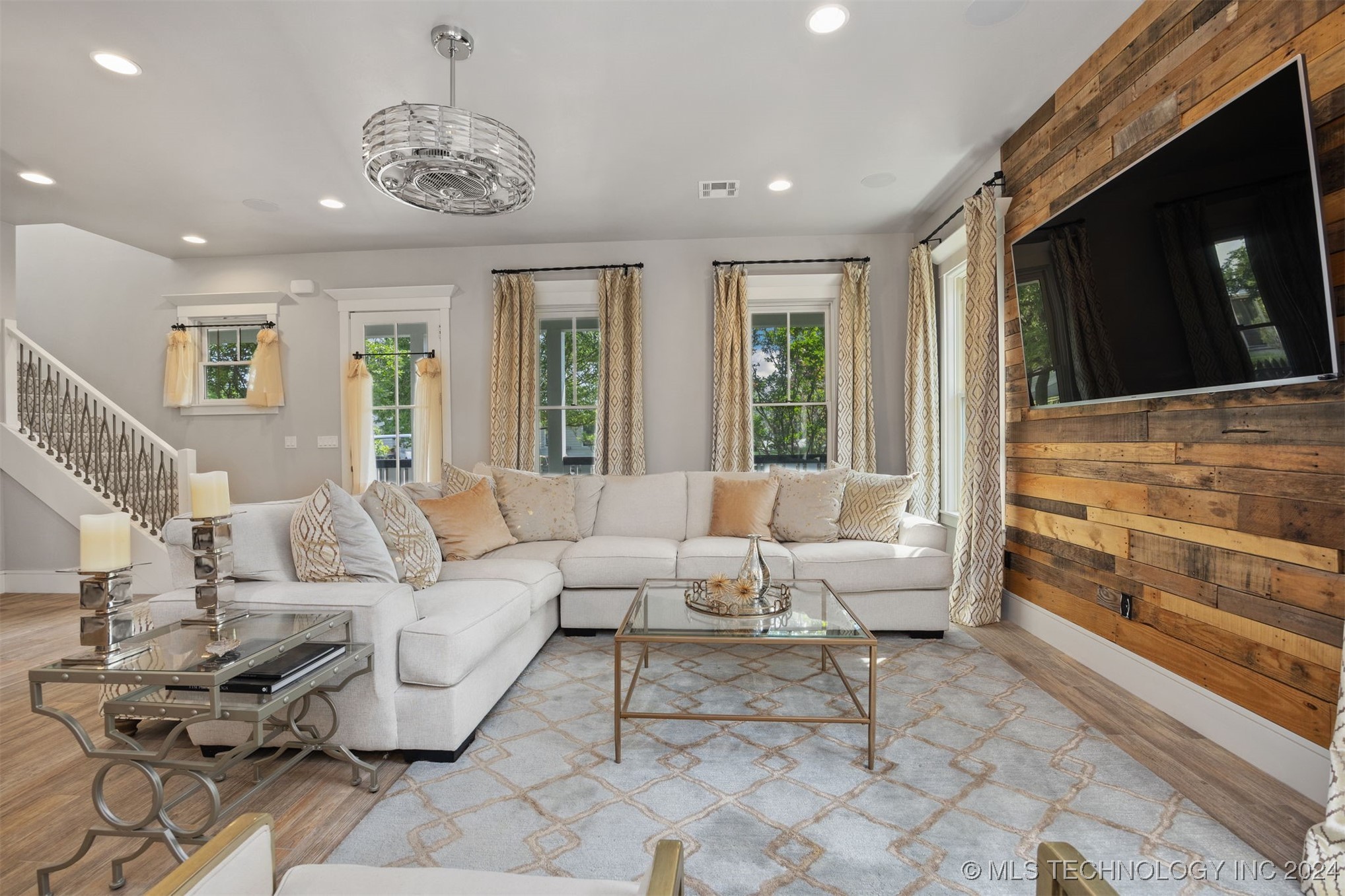 53 Boardwalk