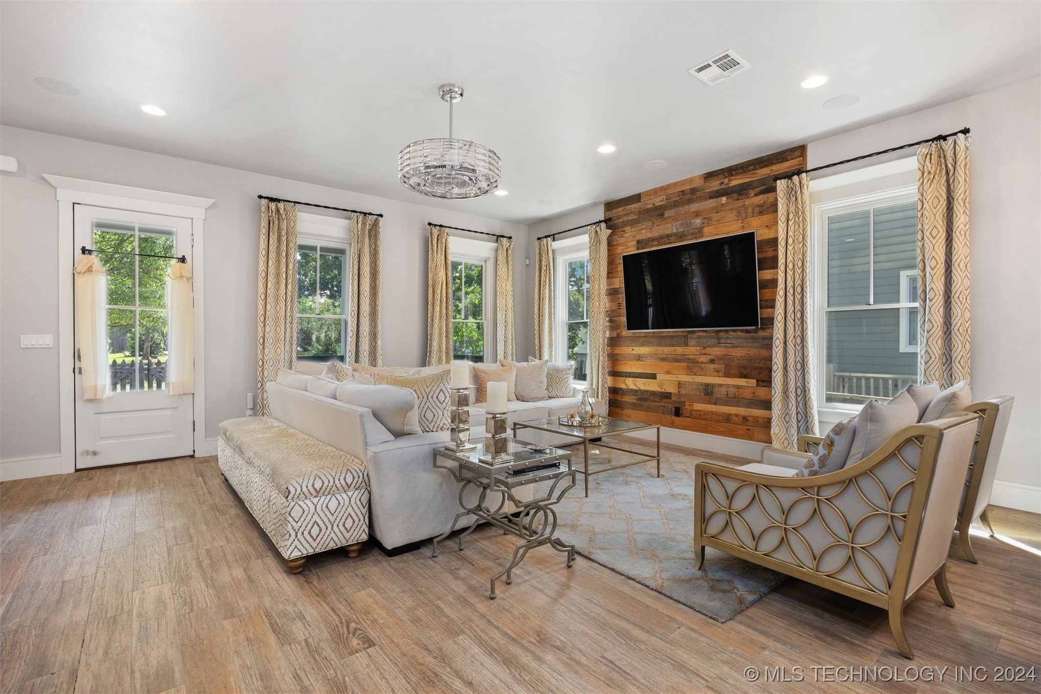 53 Boardwalk