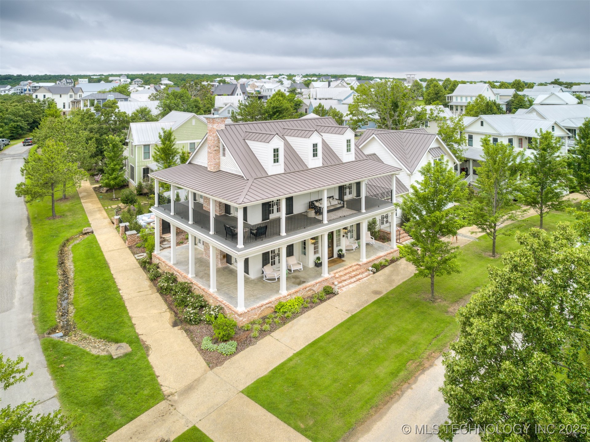 51 Ridgeline Road