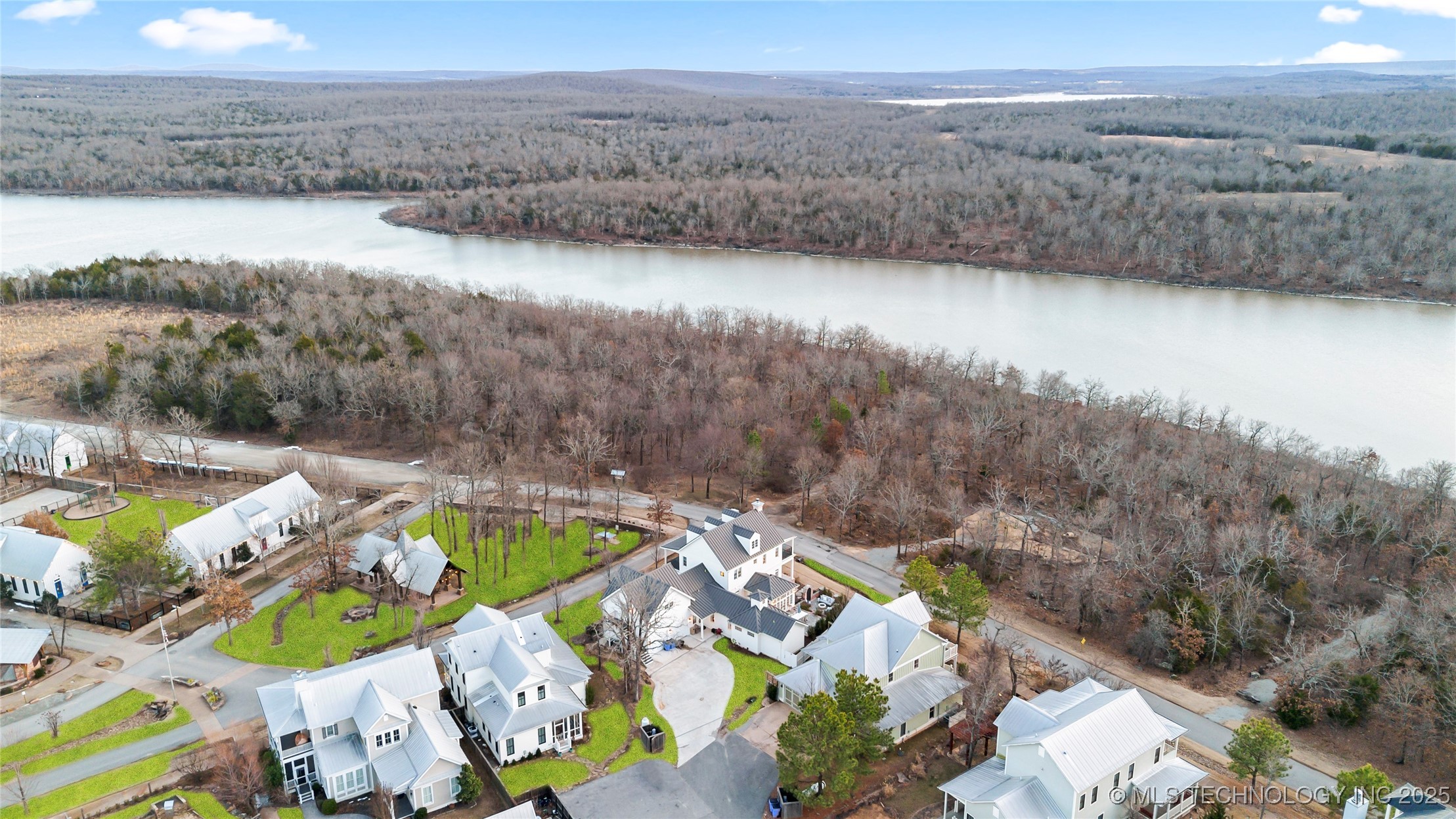 51 Ridgeline Road