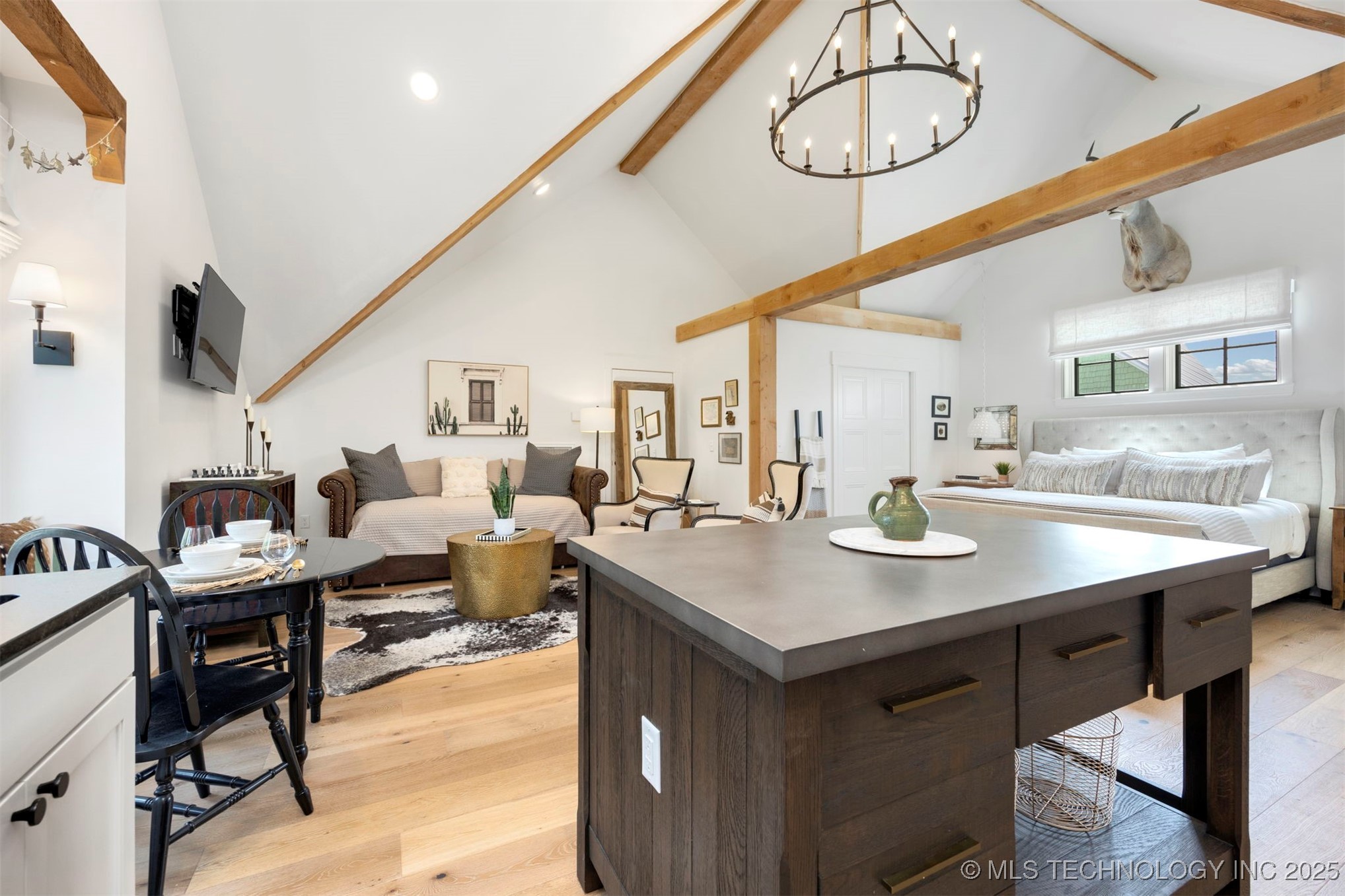 51 Ridgeline Road