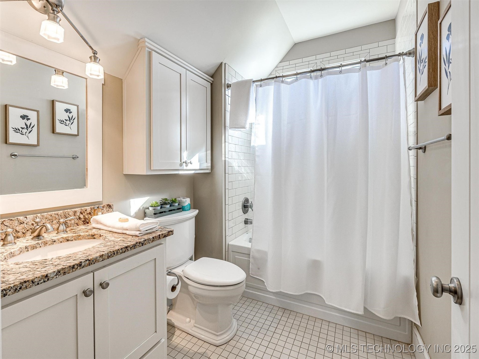 33 Boardwalk B