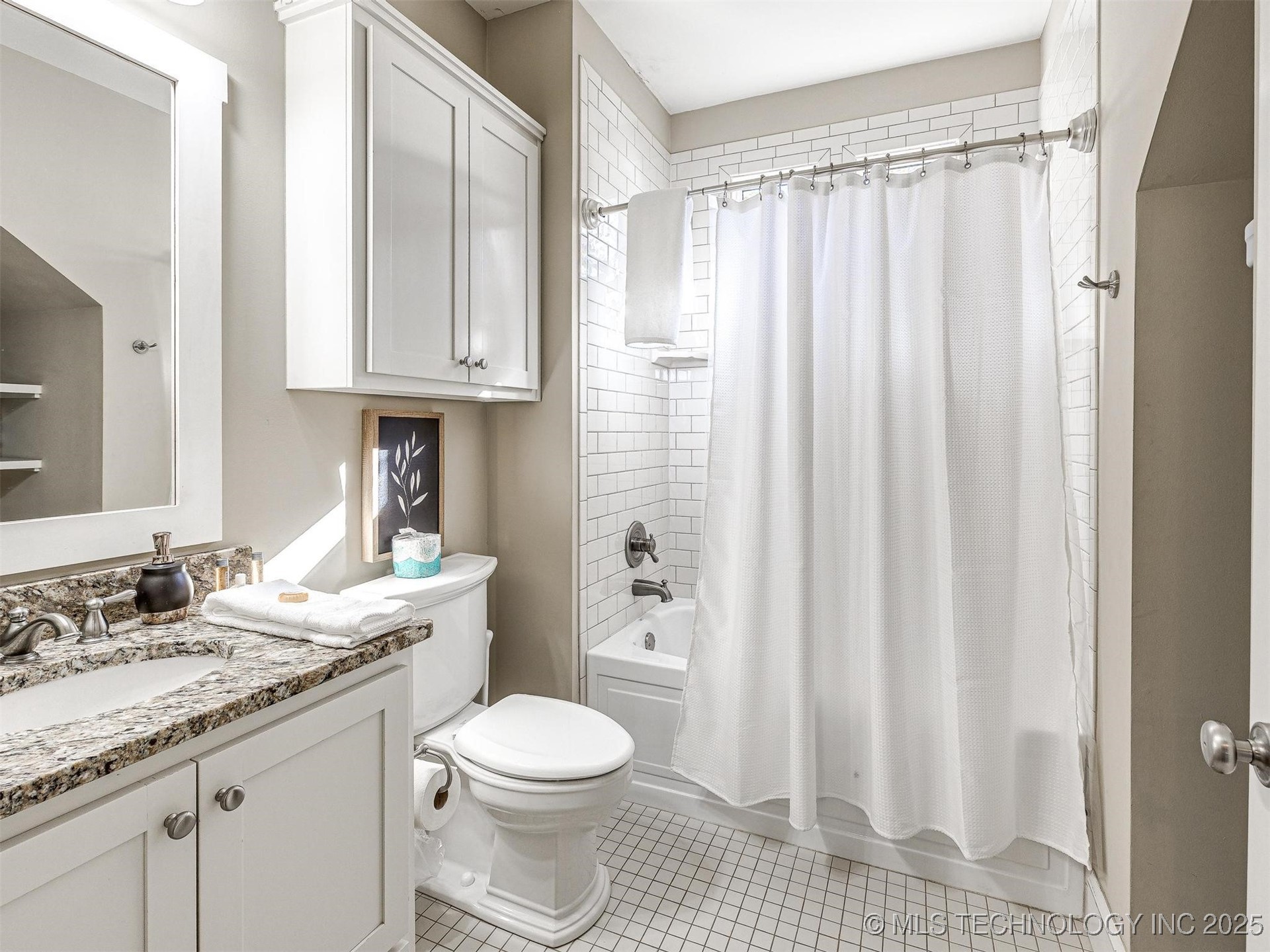 33 Boardwalk B