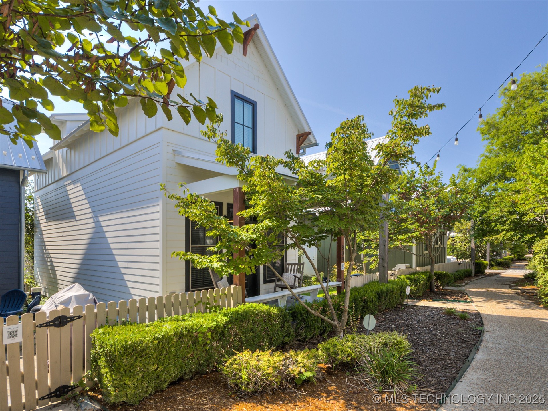 33 Boardwalk B