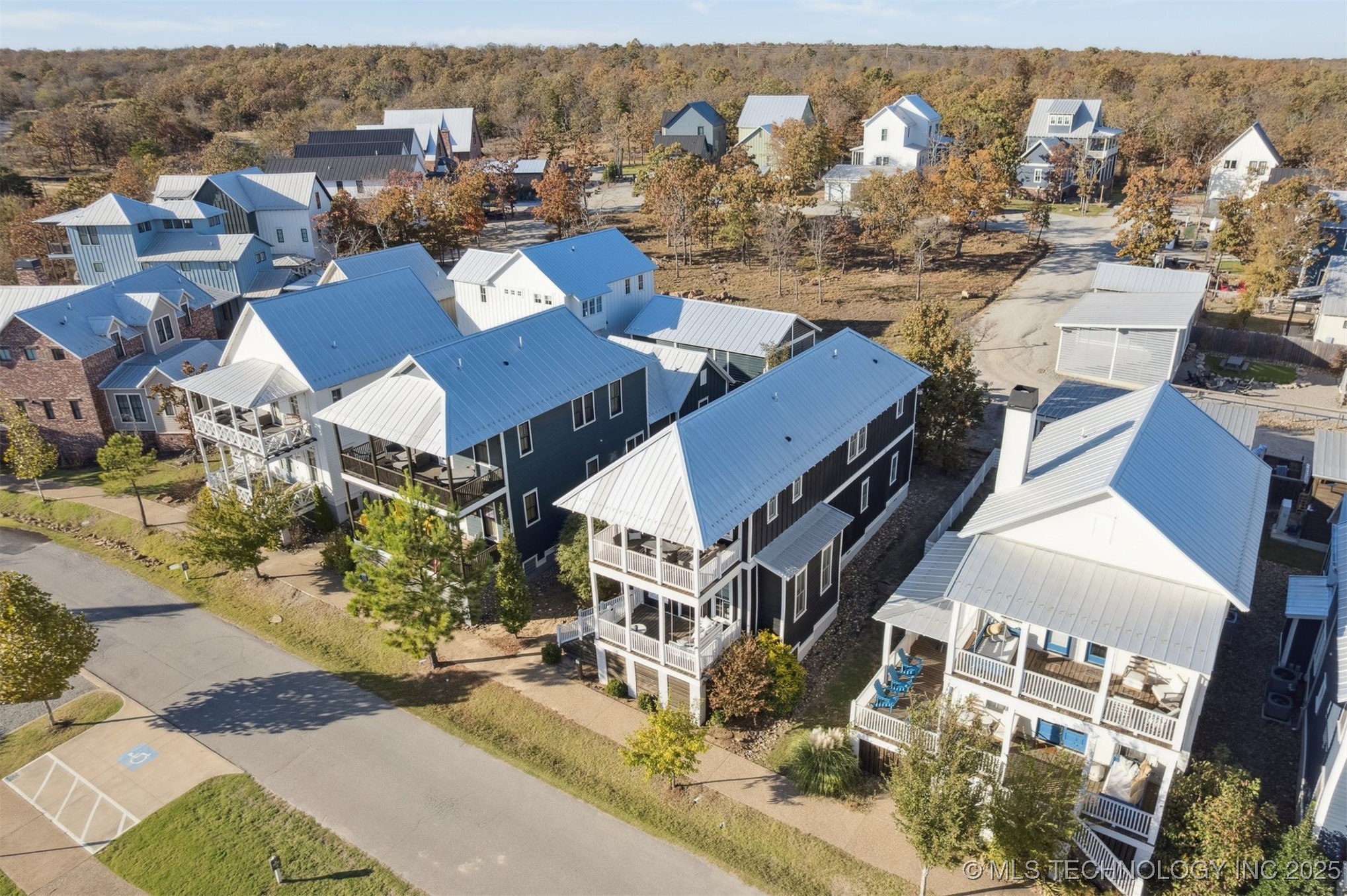 87 Lower Greenway