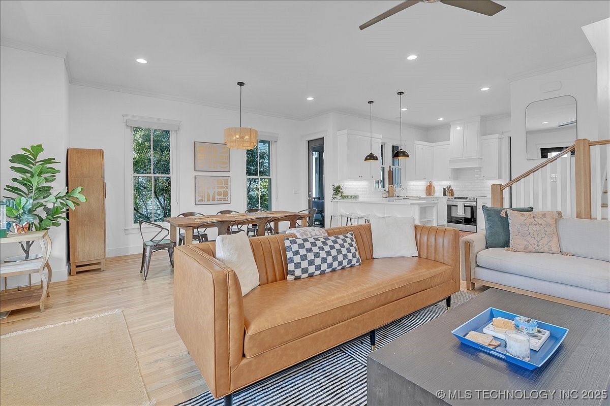 87 Lower Greenway