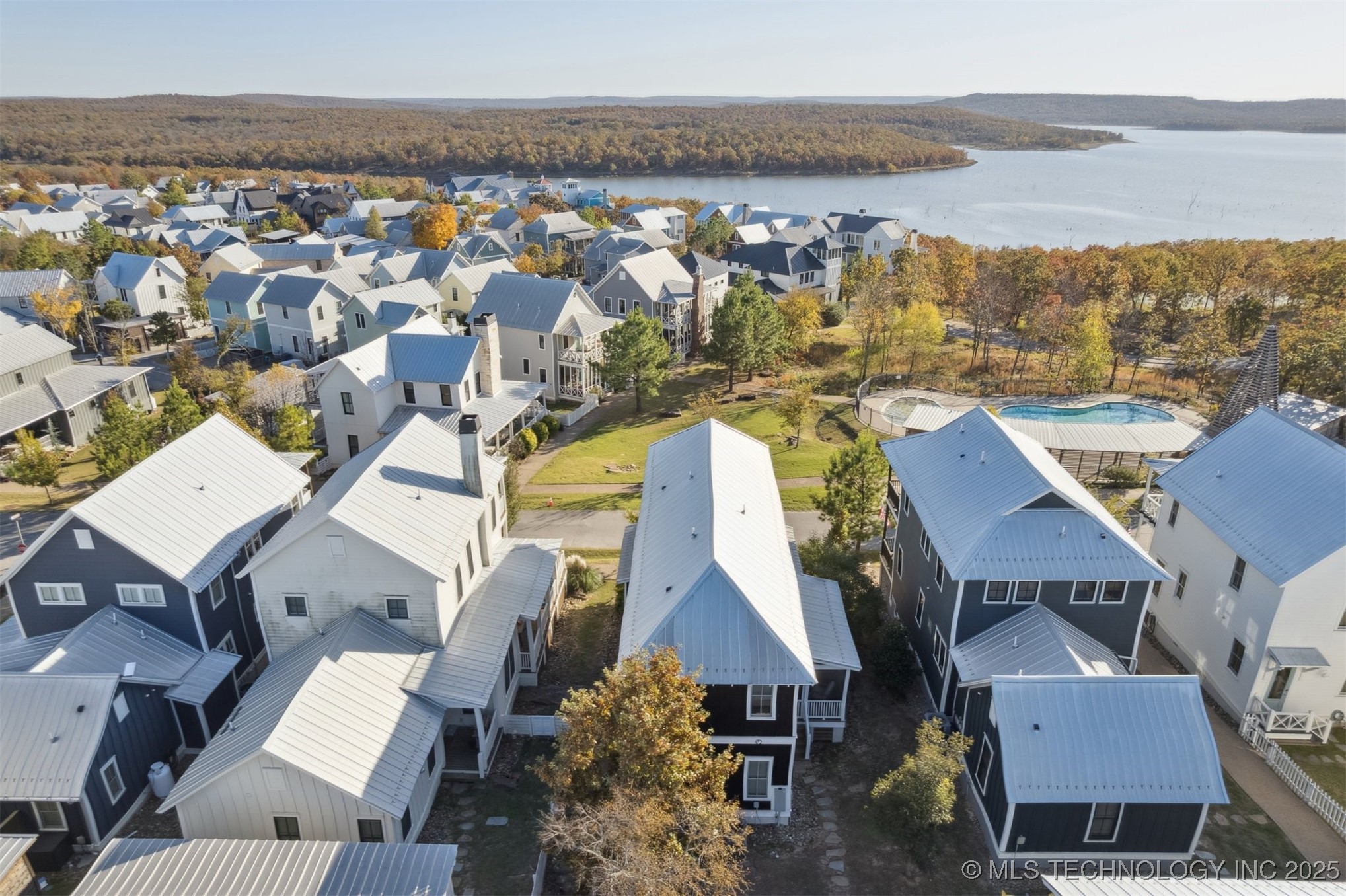 87 Lower Greenway