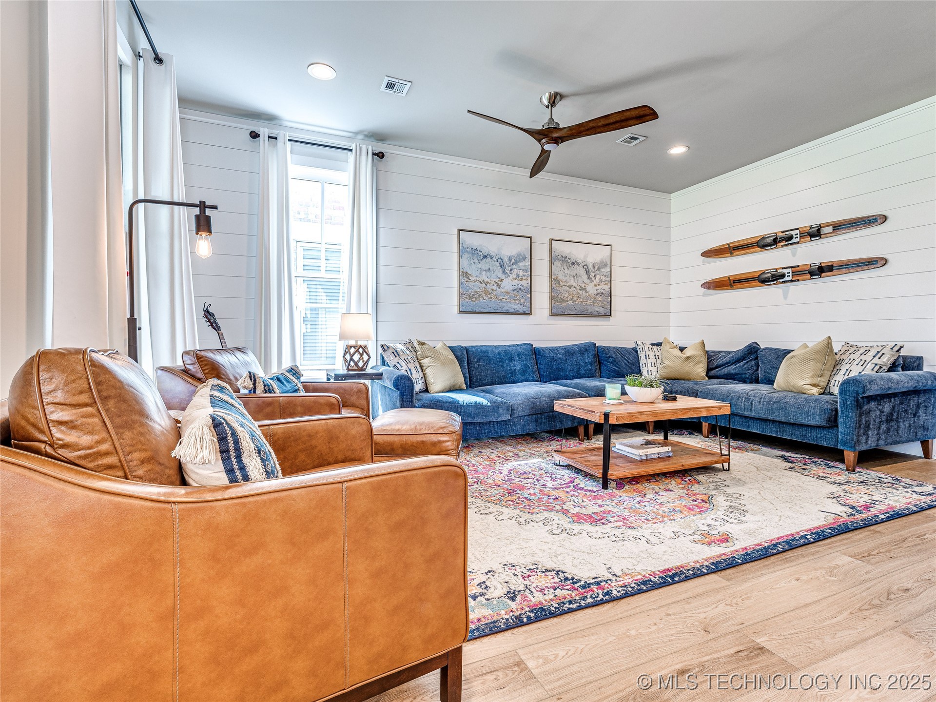 27 Firefly Lane