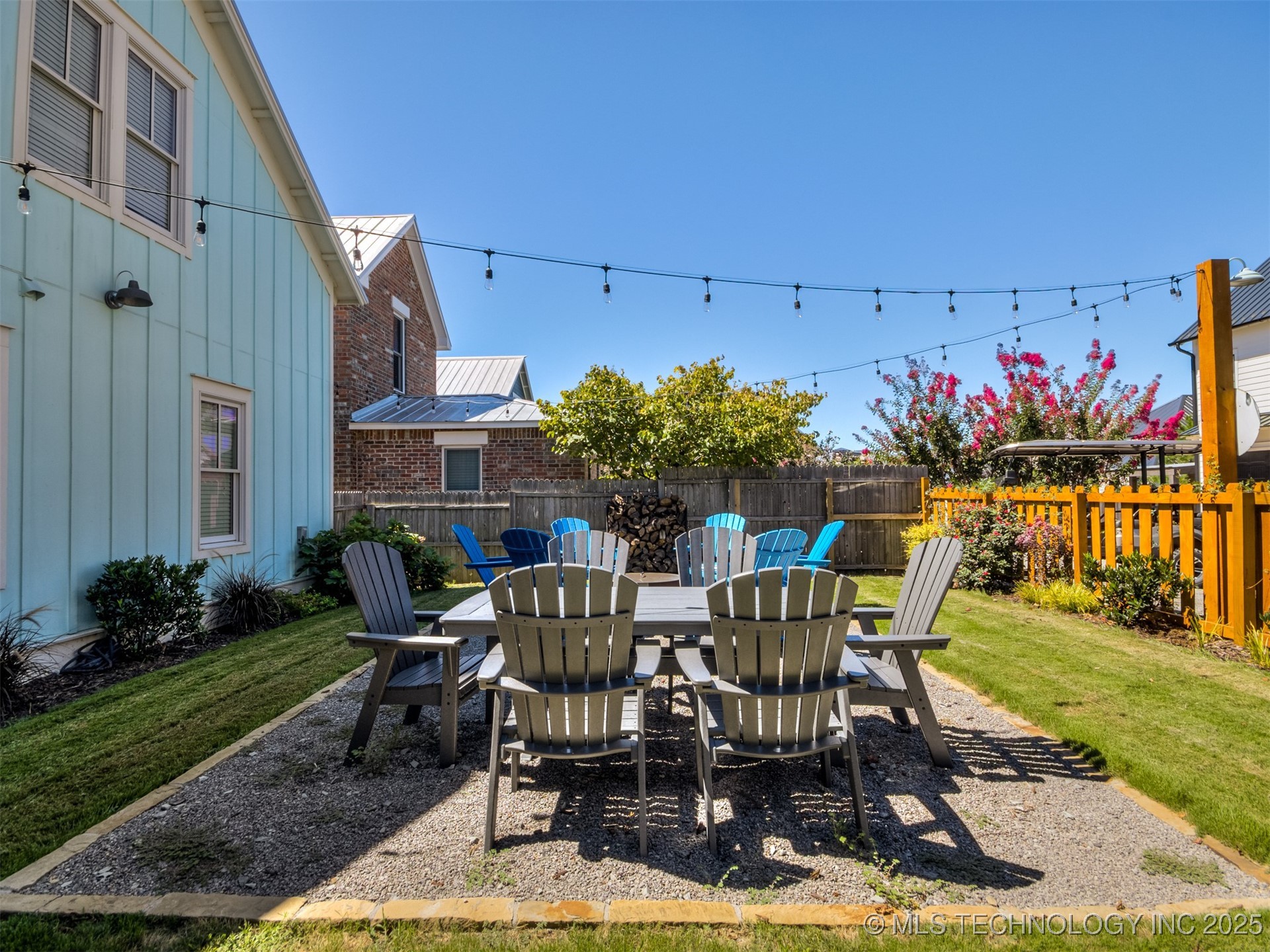 27 Firefly Lane