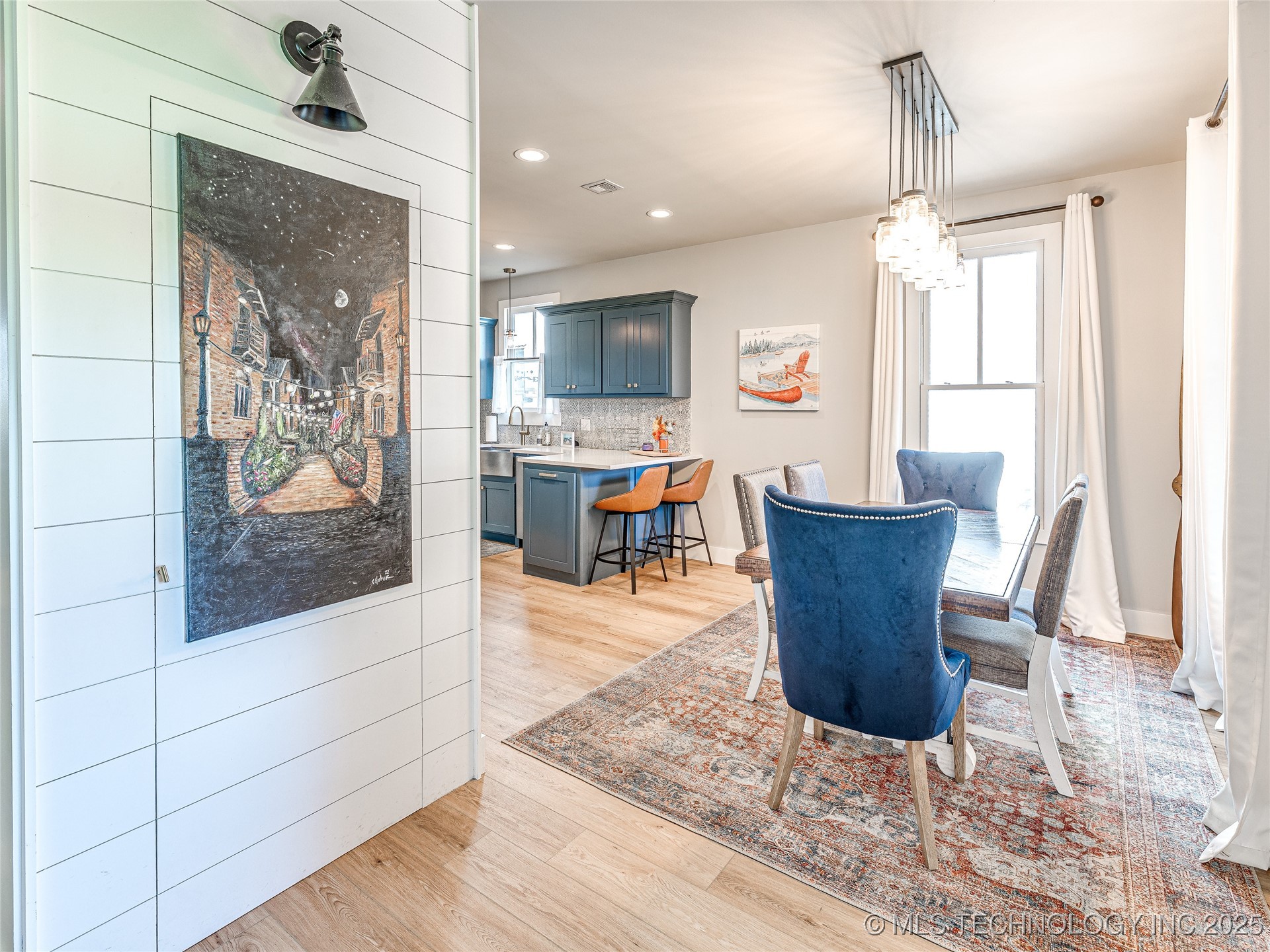 27 Firefly Lane
