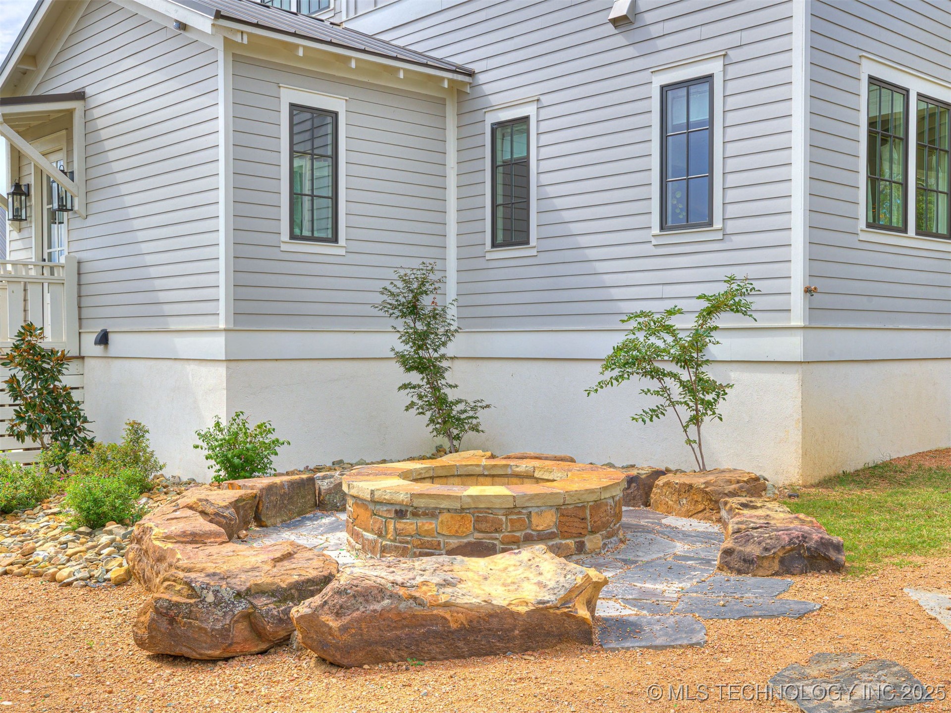 52 Redbud Street