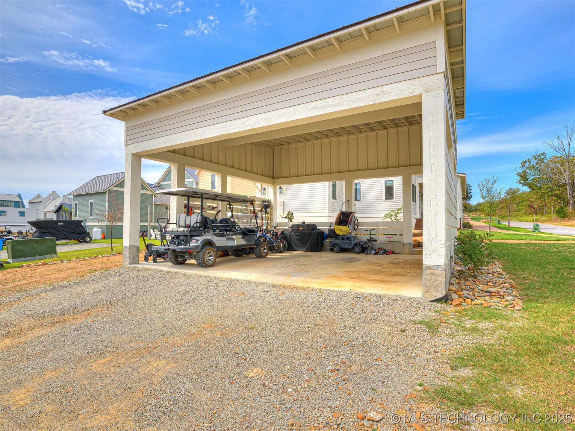 52 Redbud Street