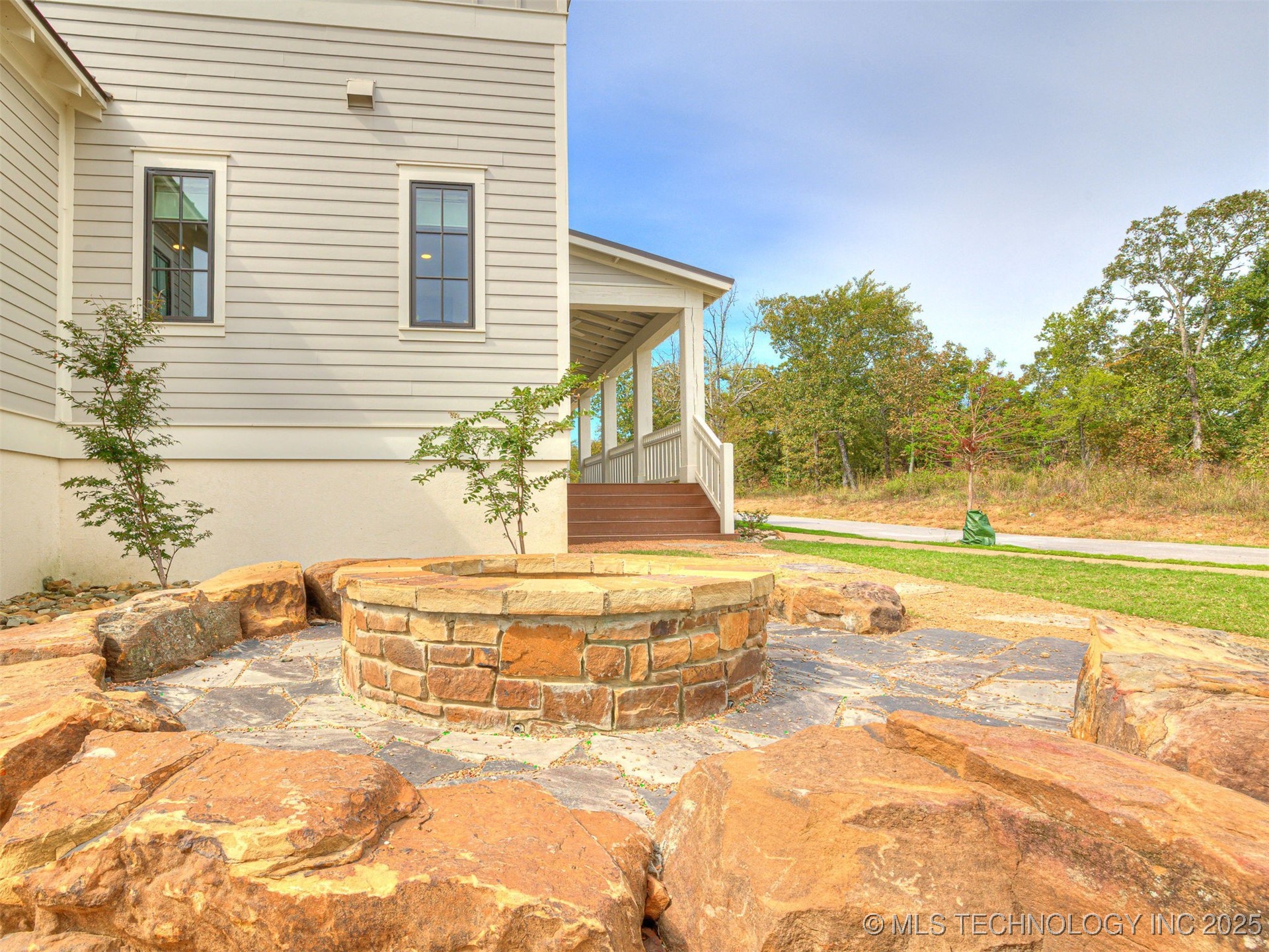 52 Redbud Street