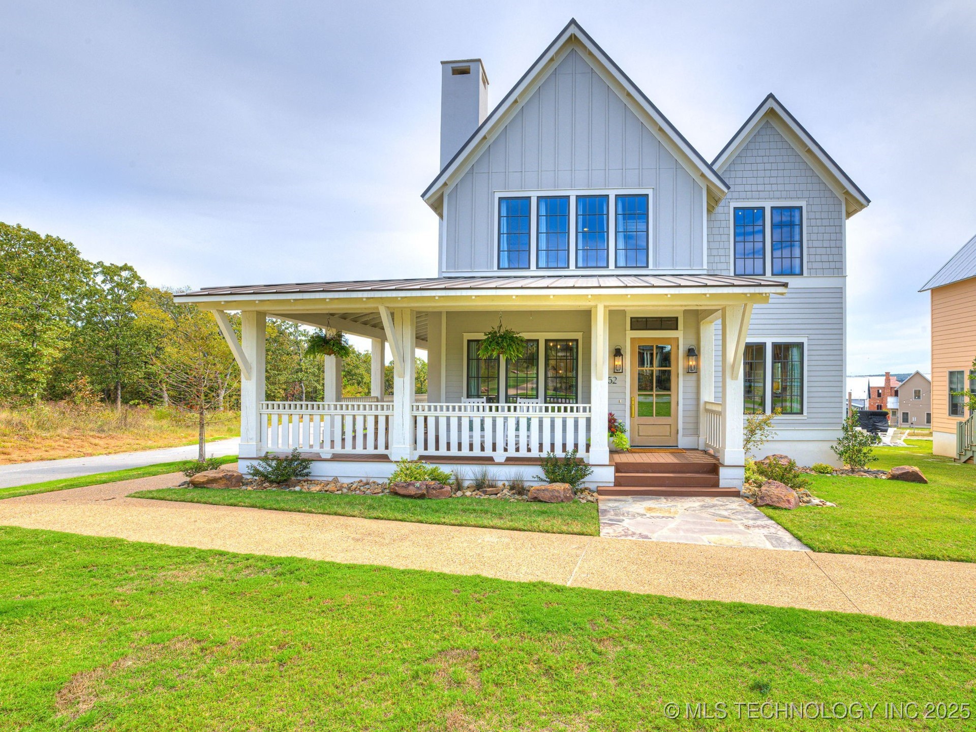 52 Redbud Street