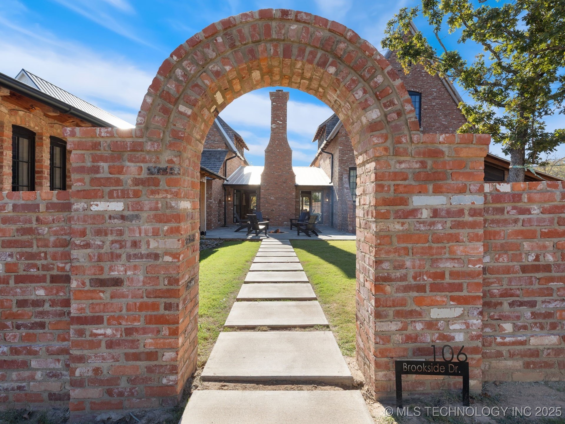 106 Brookside