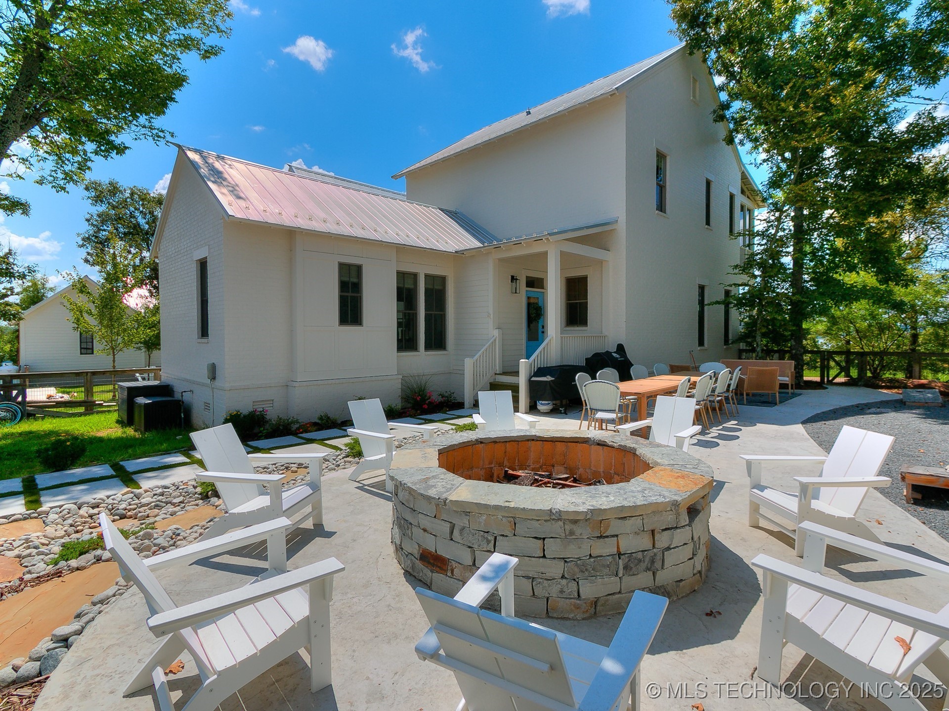 85 Ridgeline Road