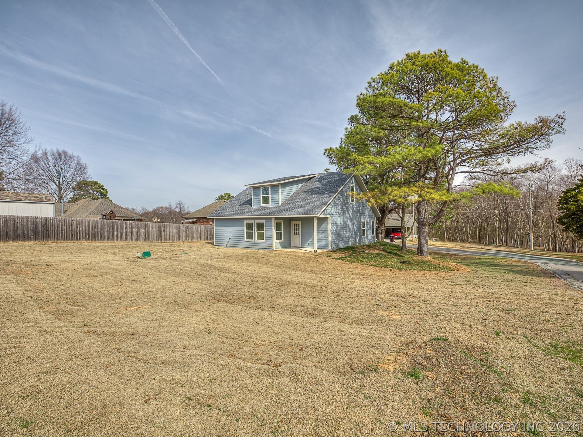 1701 E McGill Circle