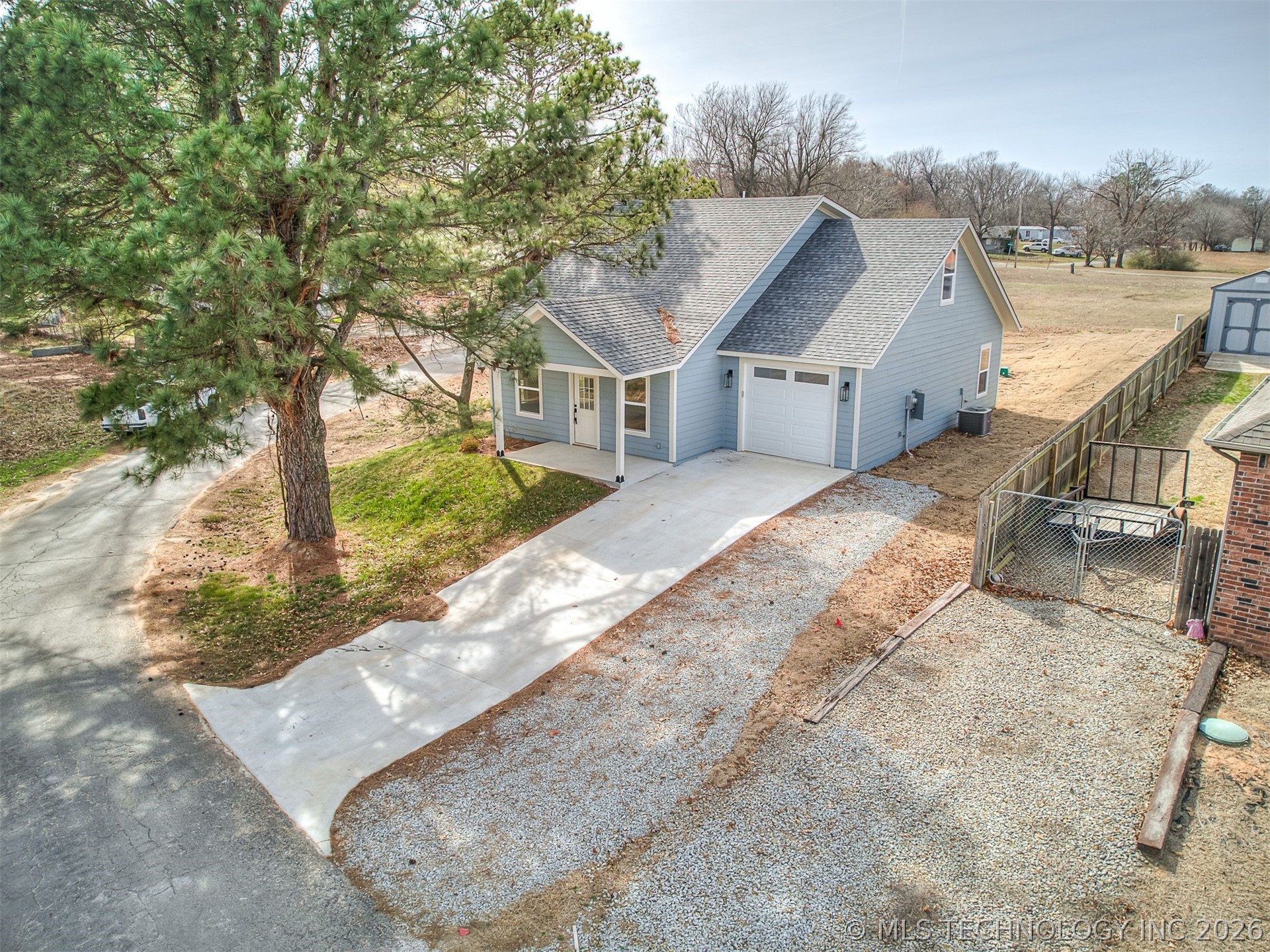 1701 E McGill Circle