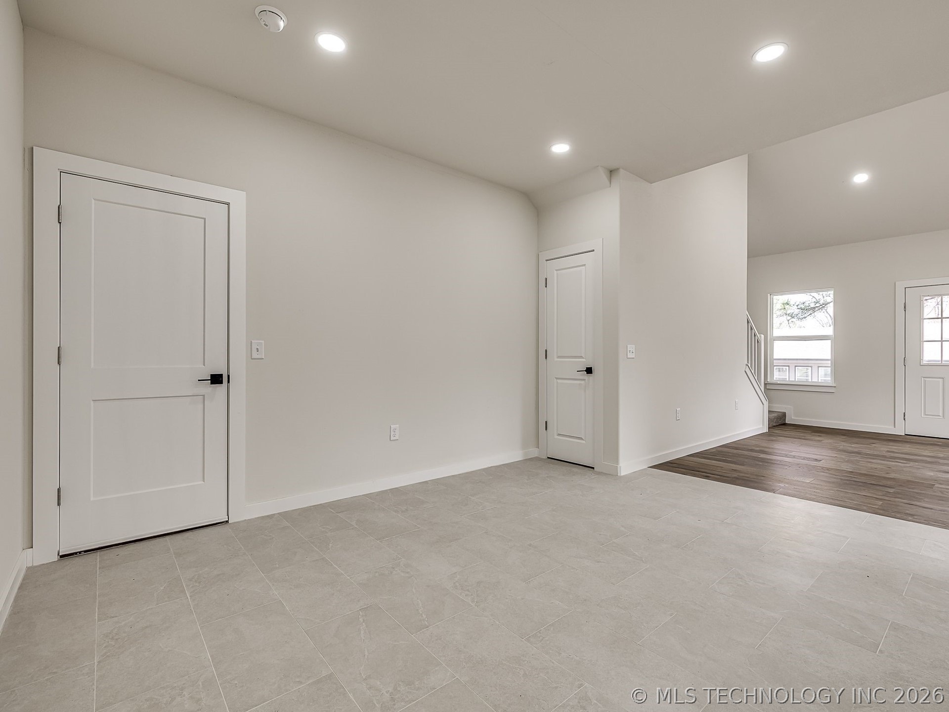 1701 E McGill Circle