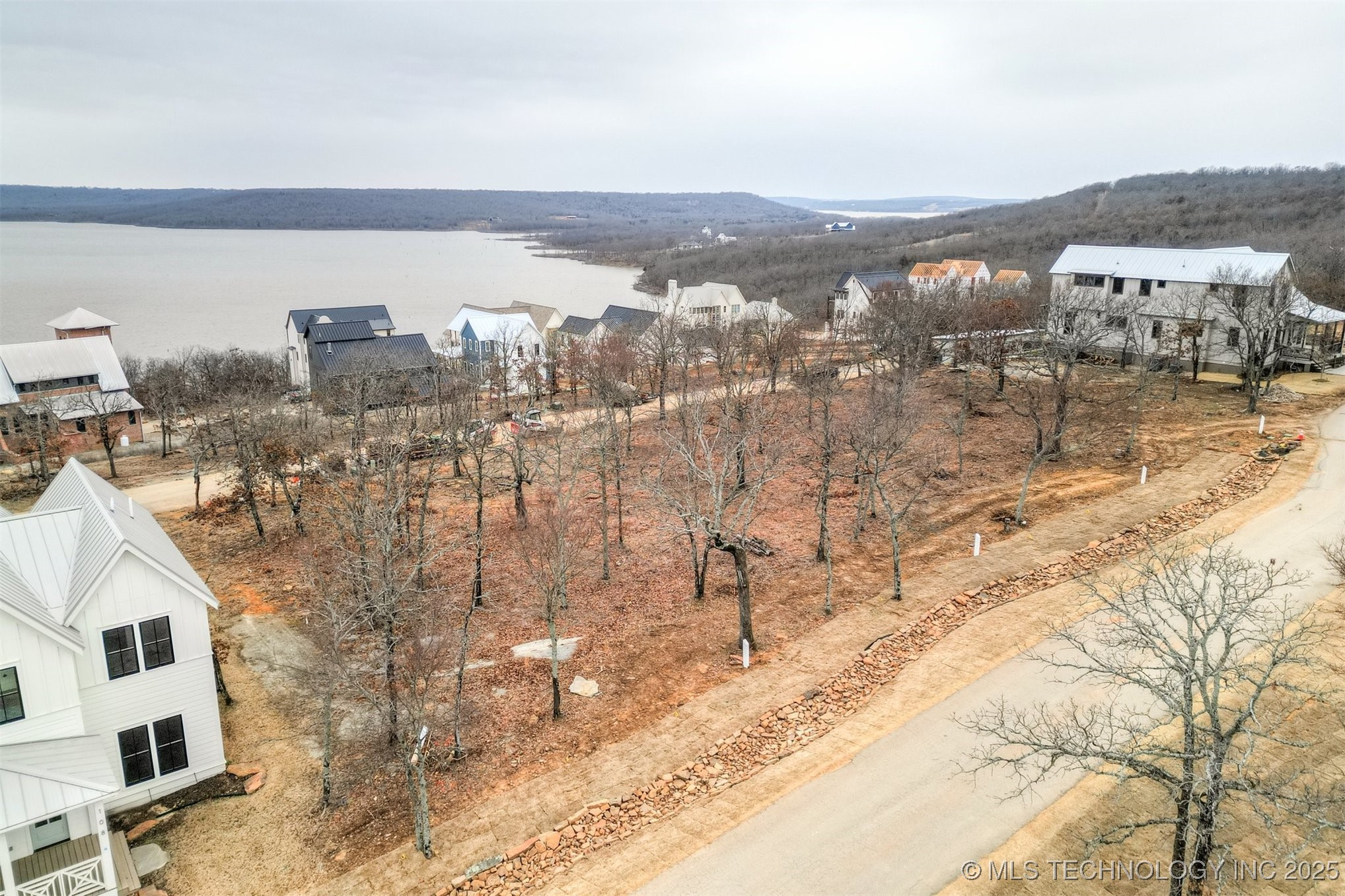 112 Ridgeline Road