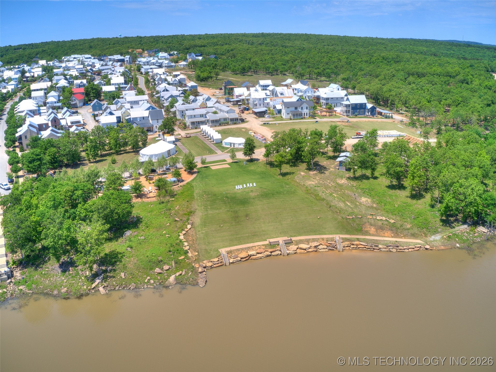 131 Lower Greenway