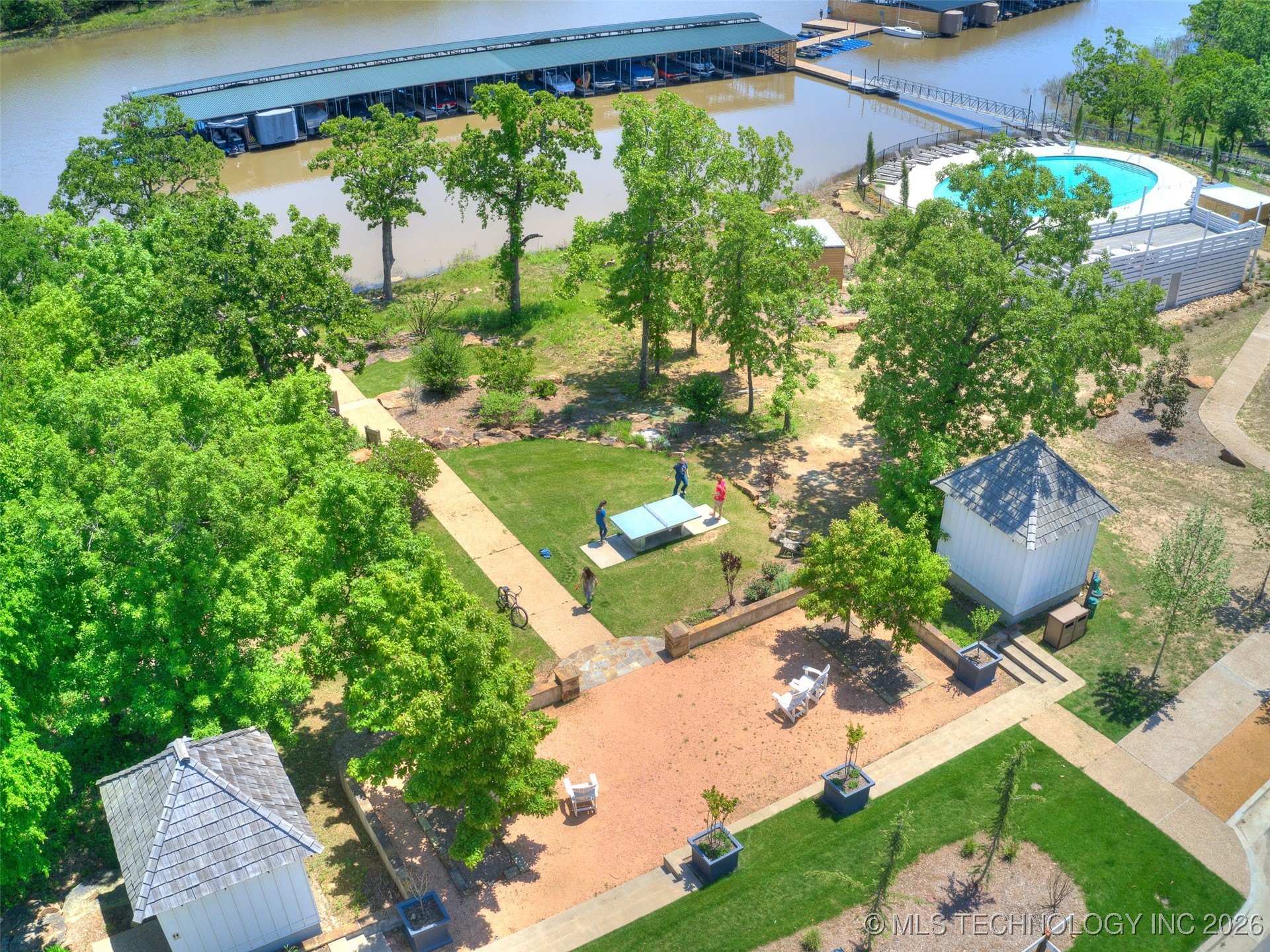 131 Lower Greenway