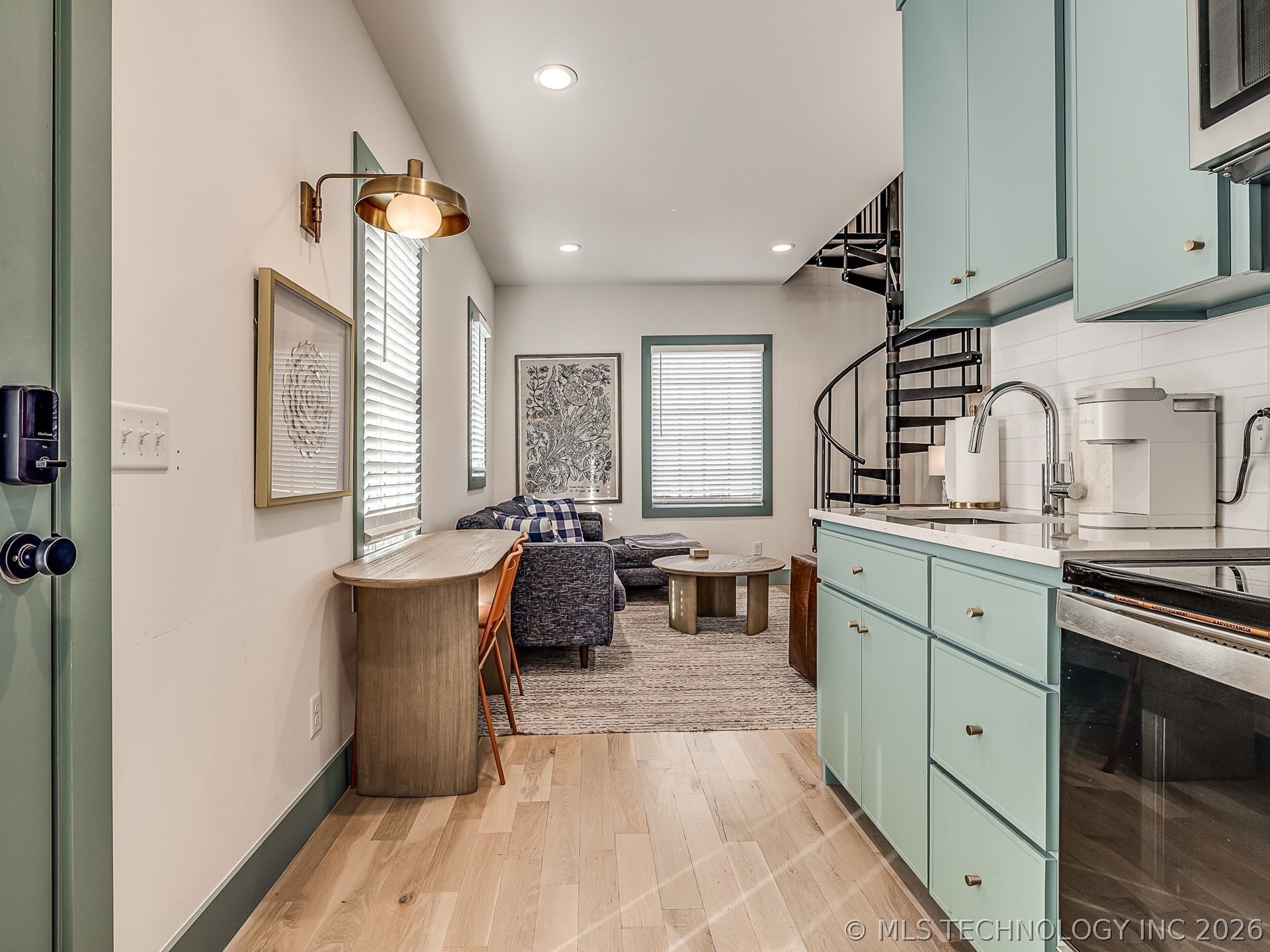 53 Lower Greenway C