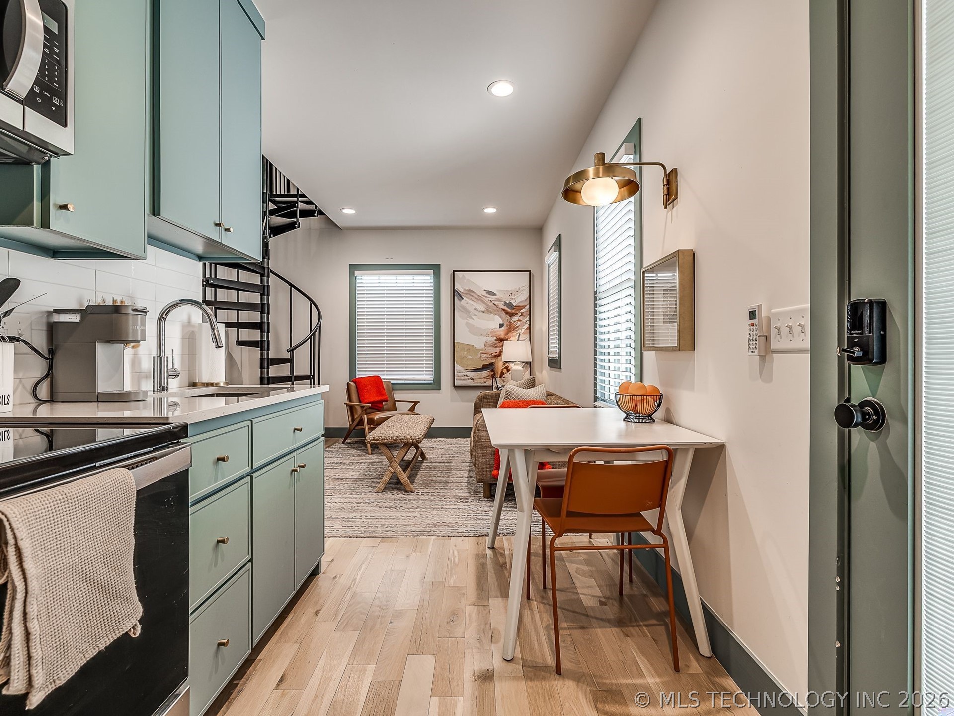 53 Lower Greenway B