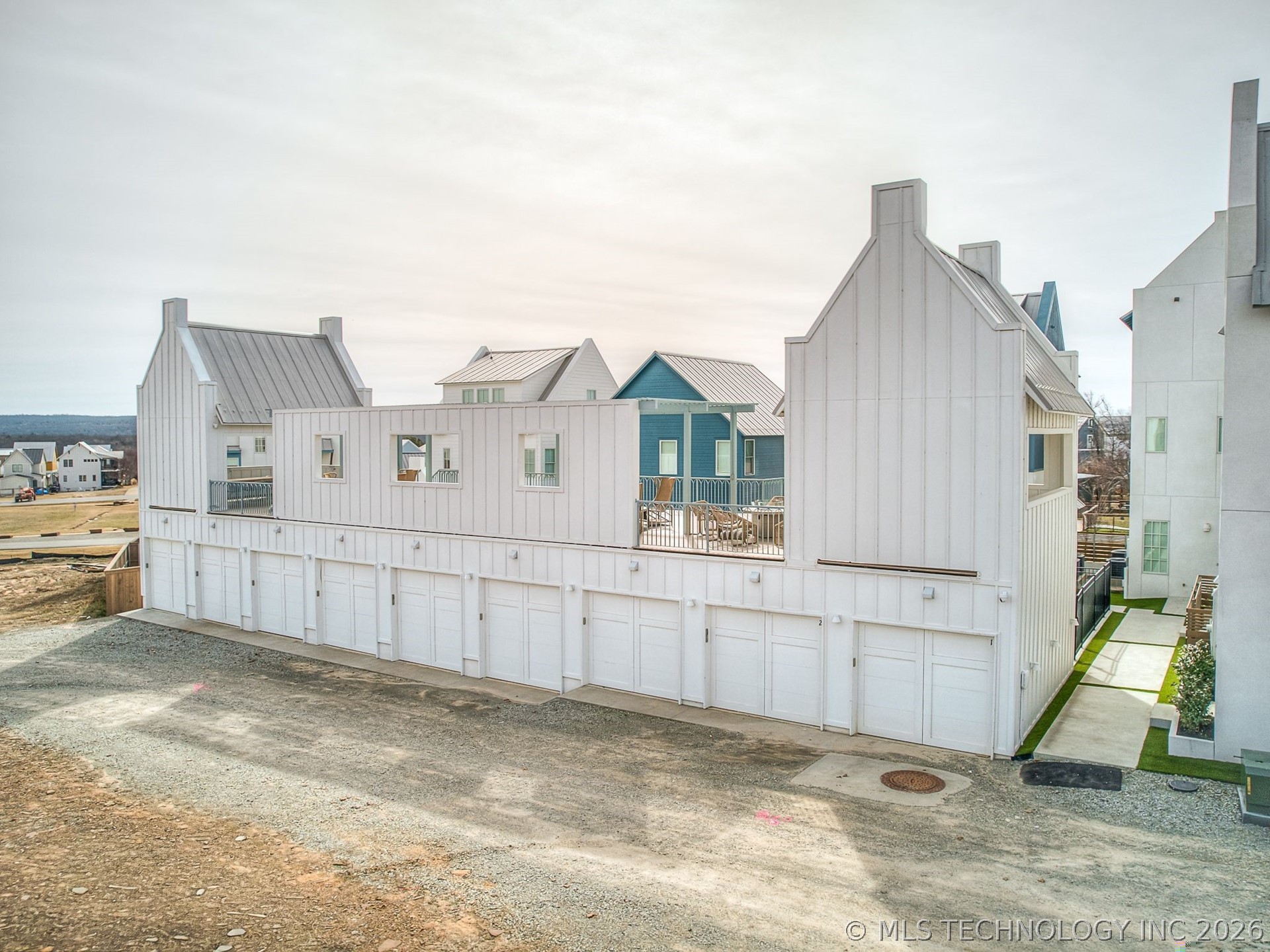 53 Lower Greenway B