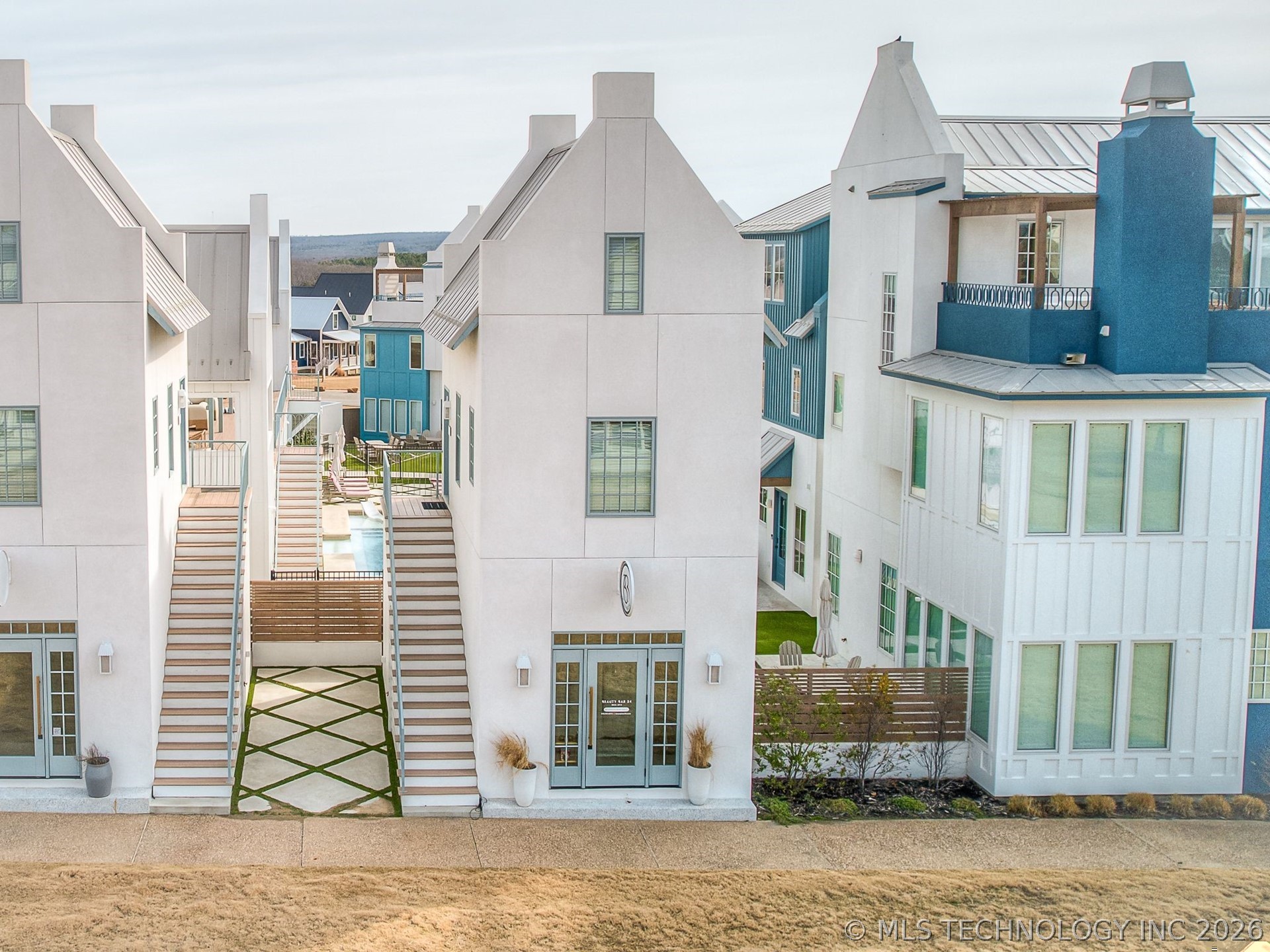 53 Lower Greenway B
