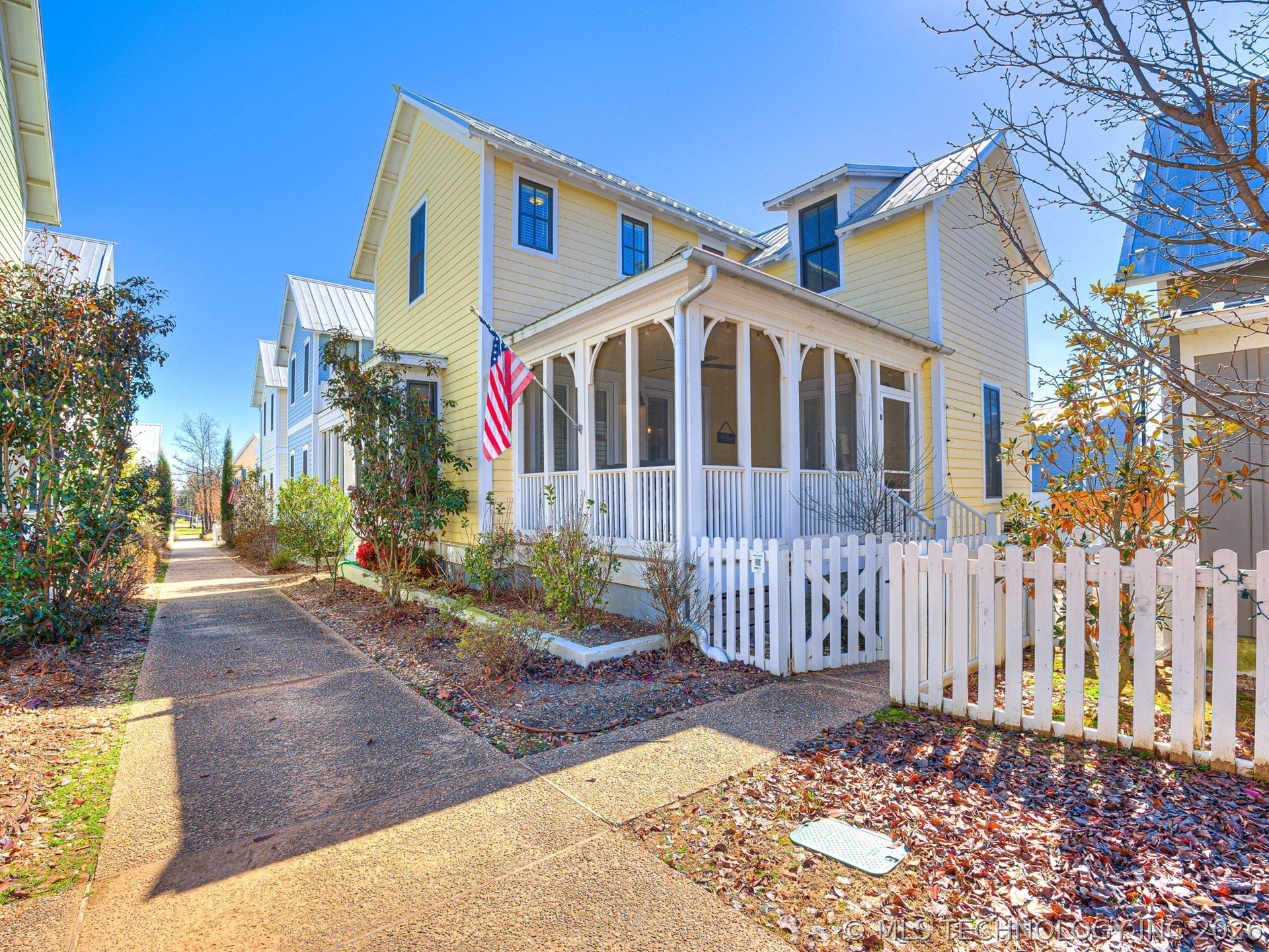 20 Redbud Street B