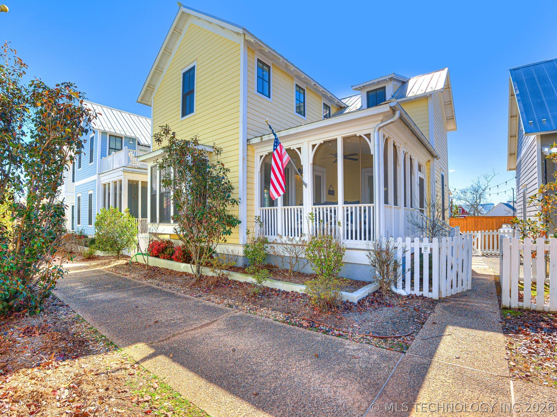 20 Redbud Street B
