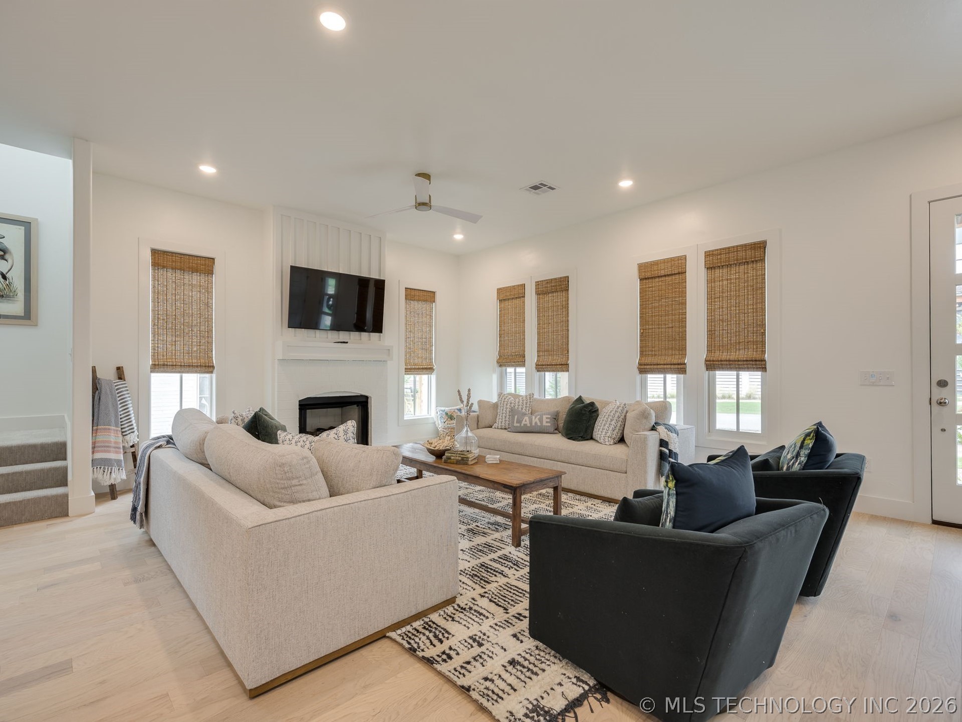 44 Ramble Along Road