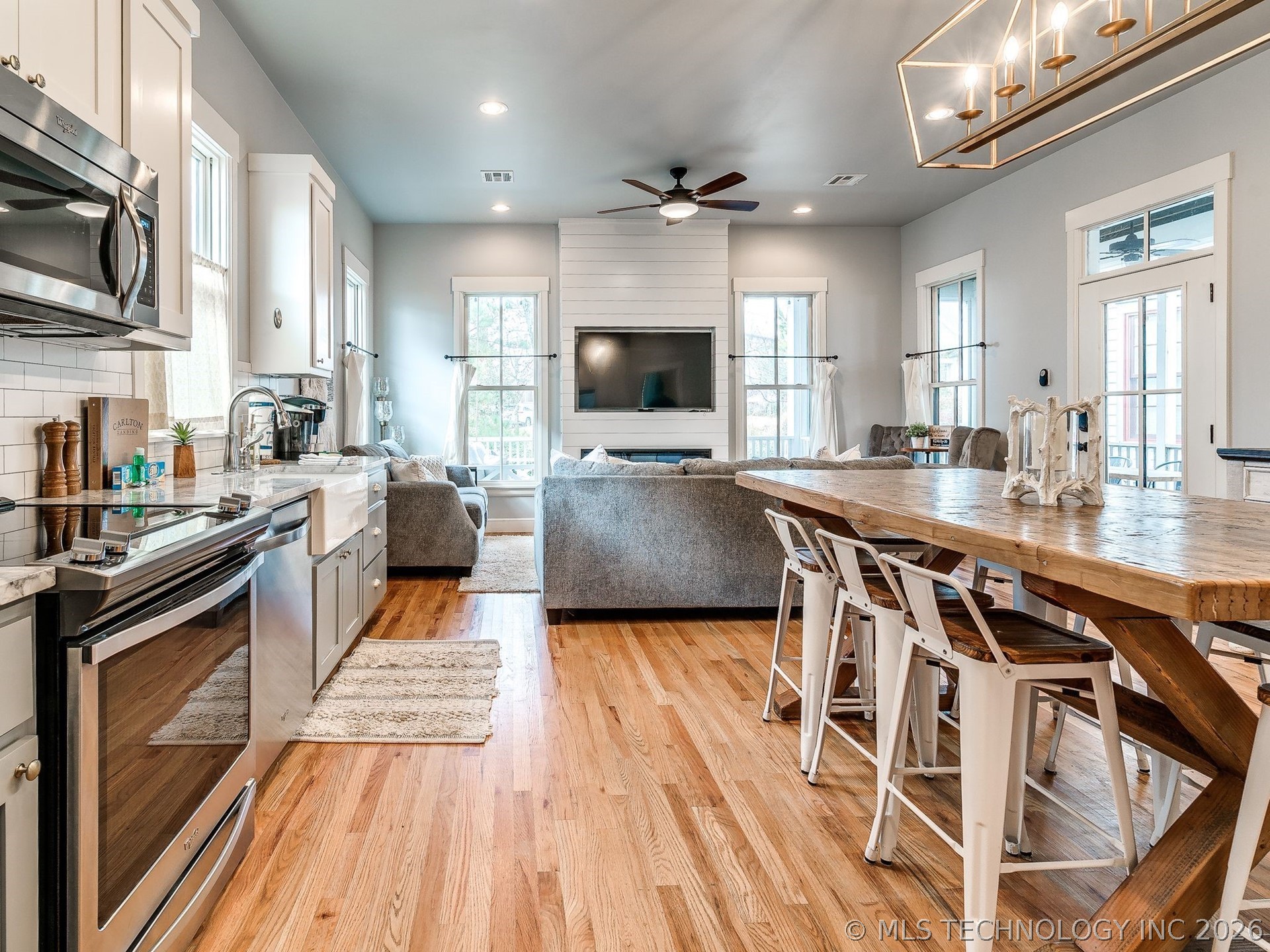 36 Firefly Lane