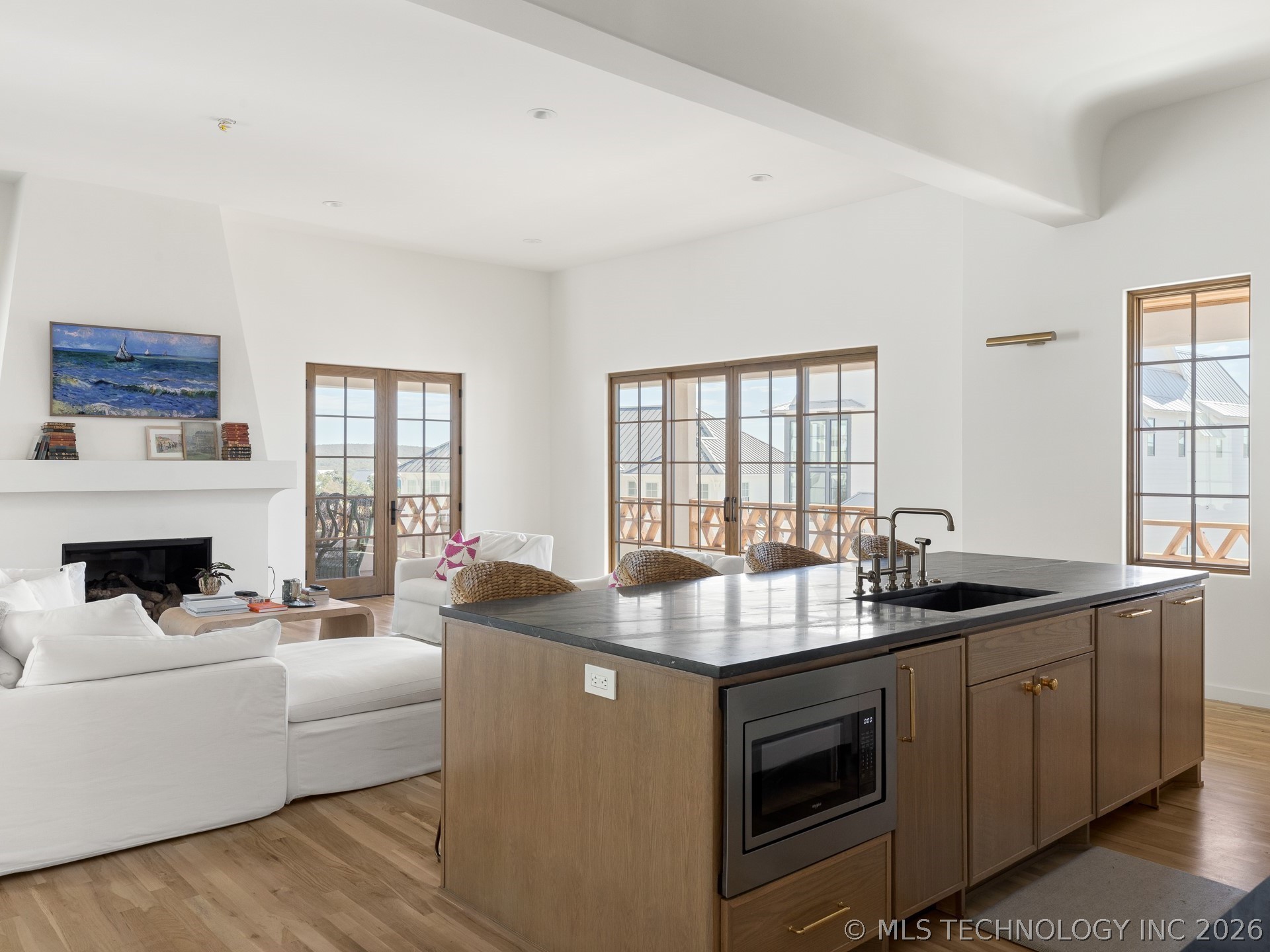 105 Lower Greenway