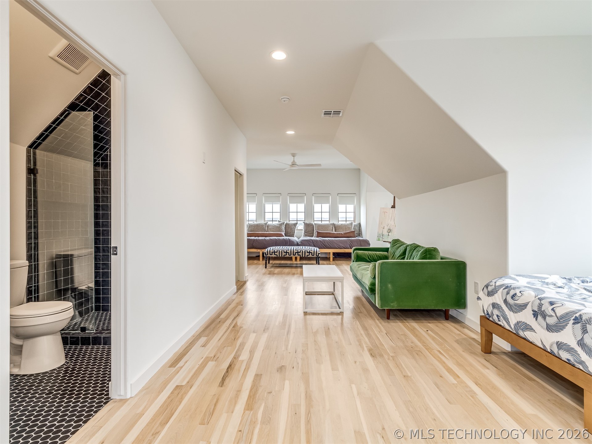 105 Lower Greenway