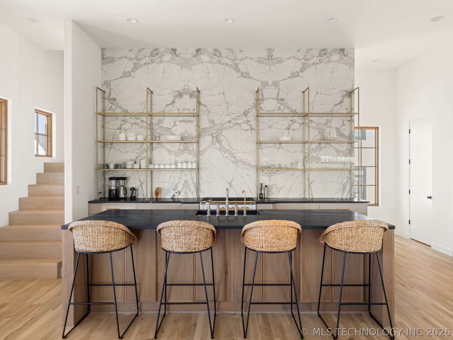 105 Lower Greenway