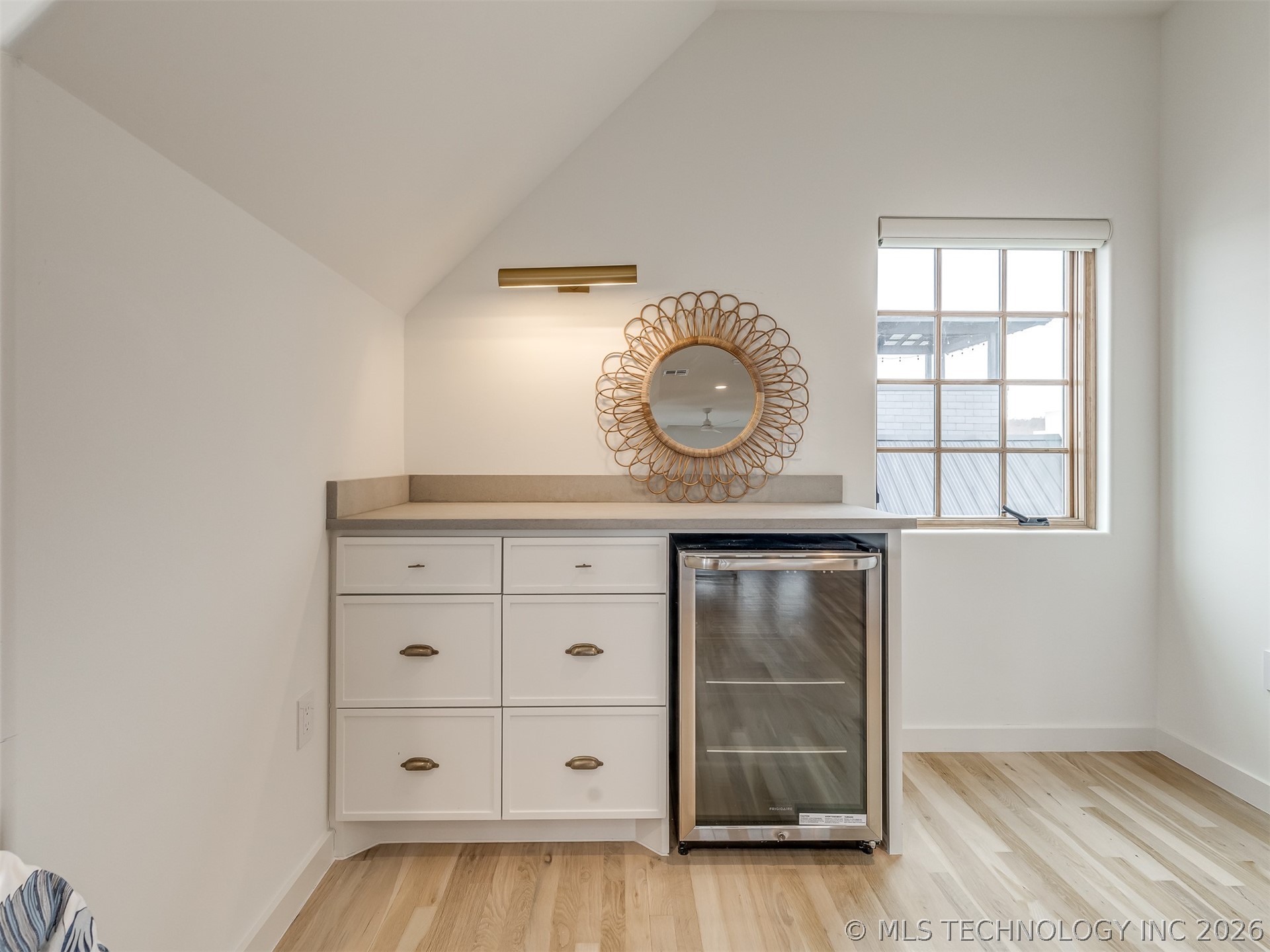 105 Lower Greenway