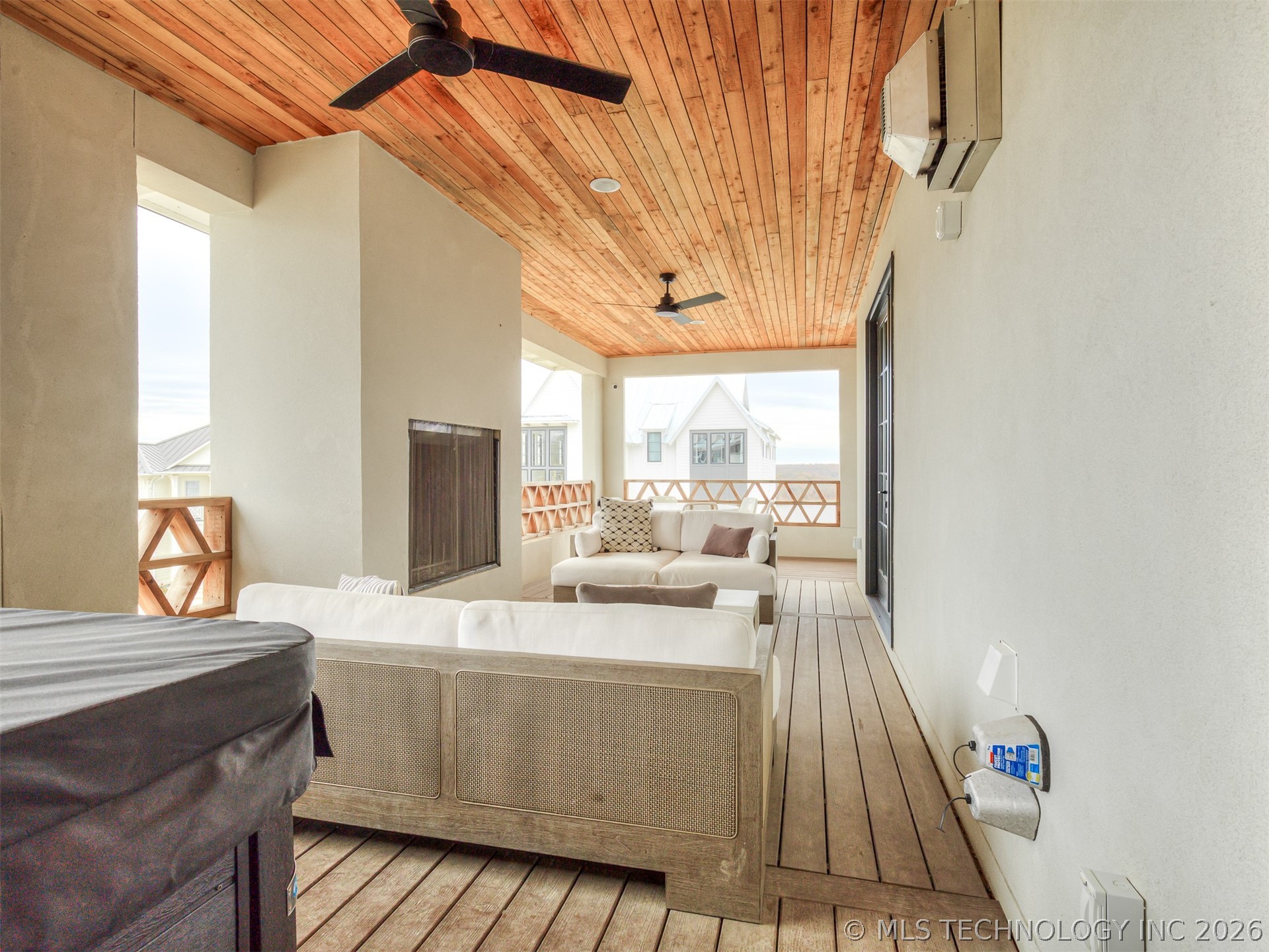 105 Lower Greenway