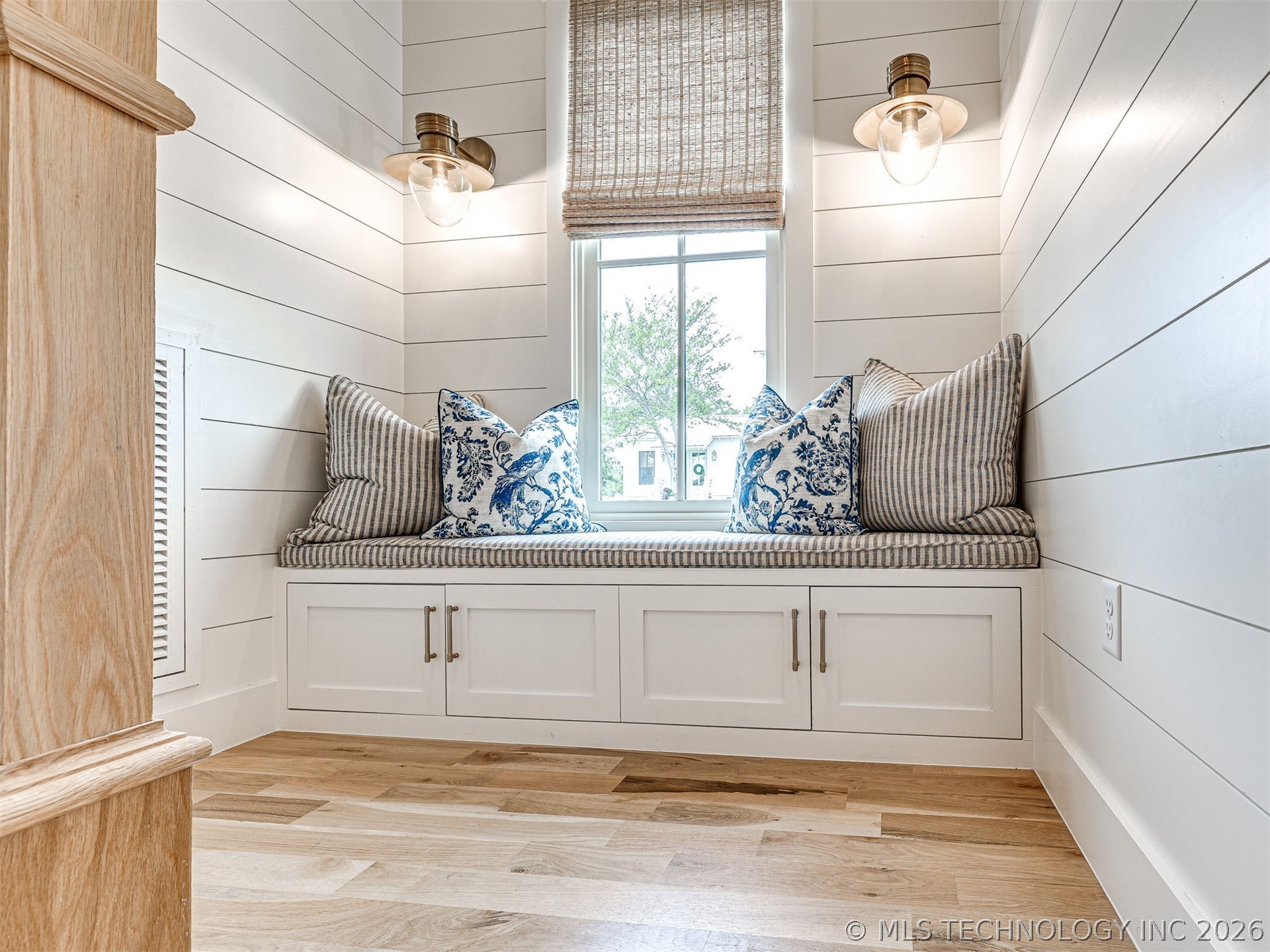 104 Ridgeline Road