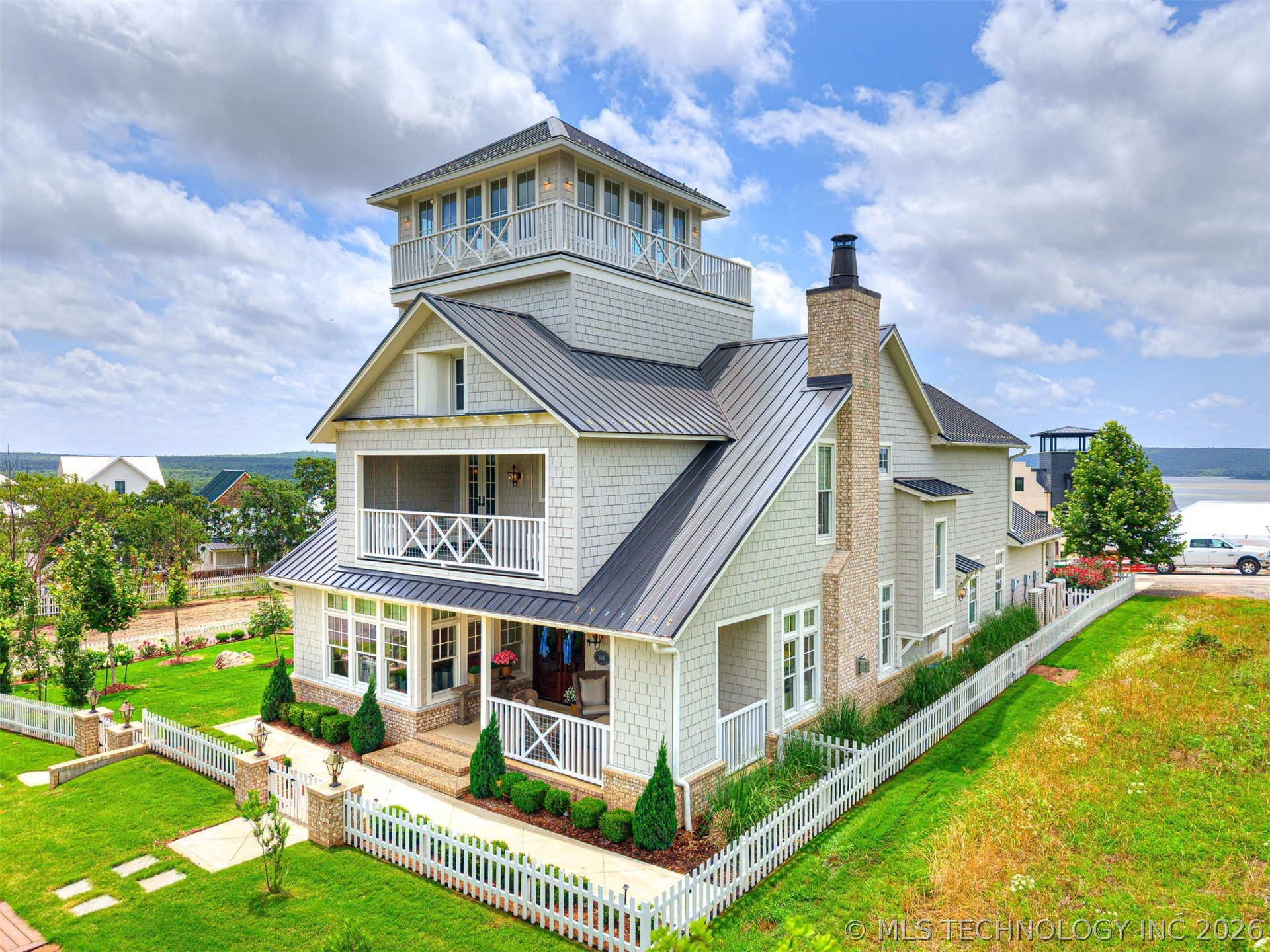 104 Ridgeline Road