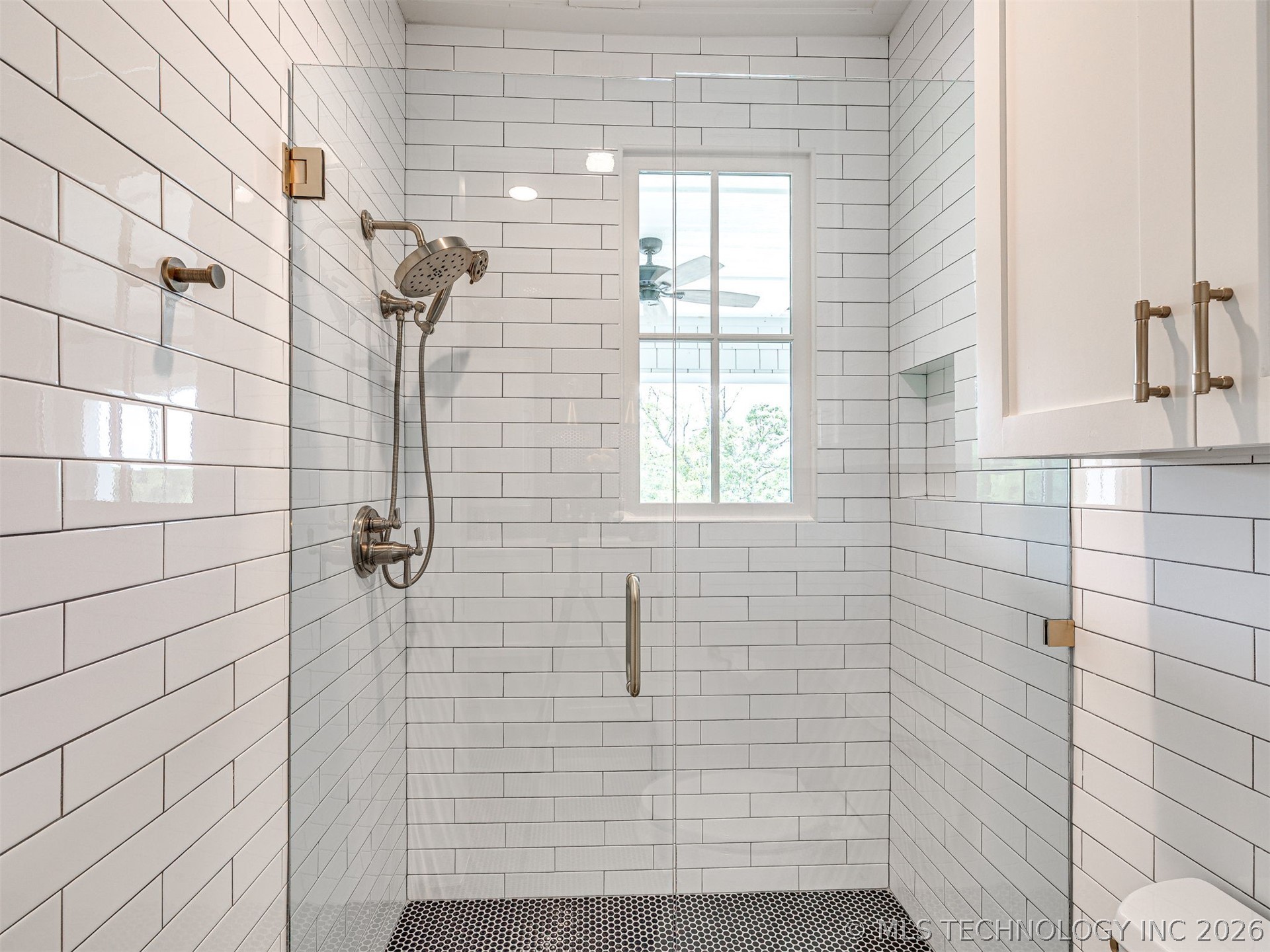 104 Ridgeline Road