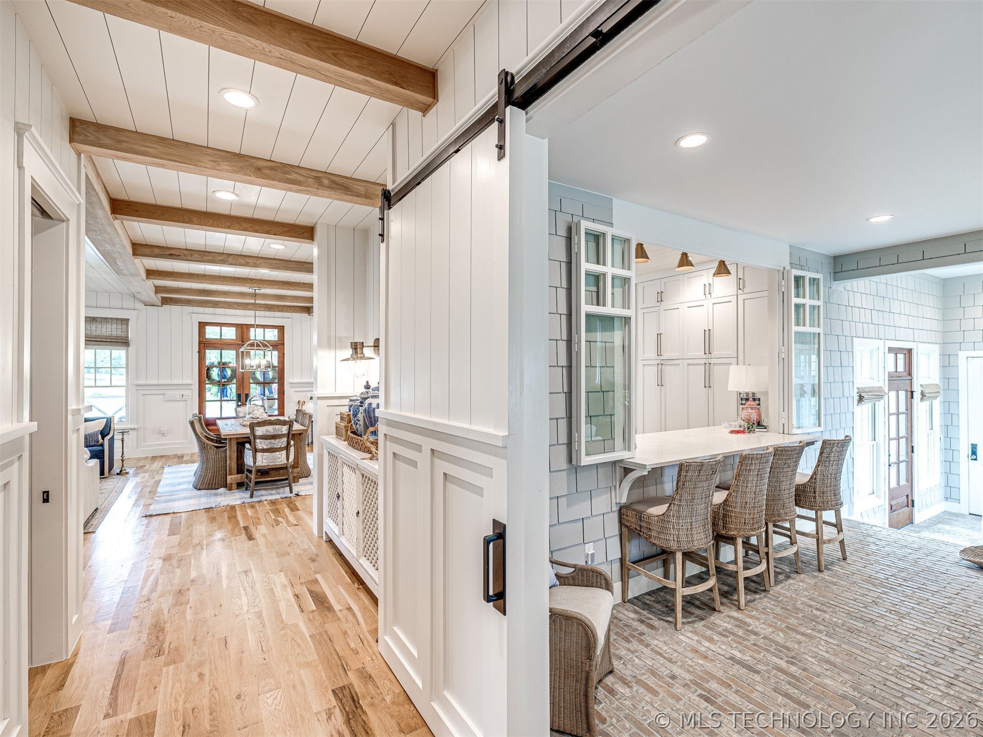 104 Ridgeline Road