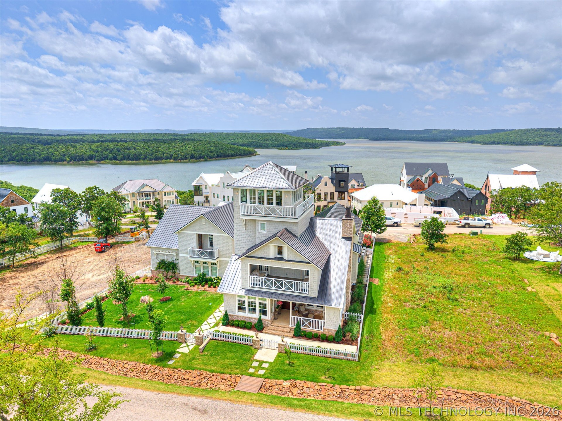 104 Ridgeline Road