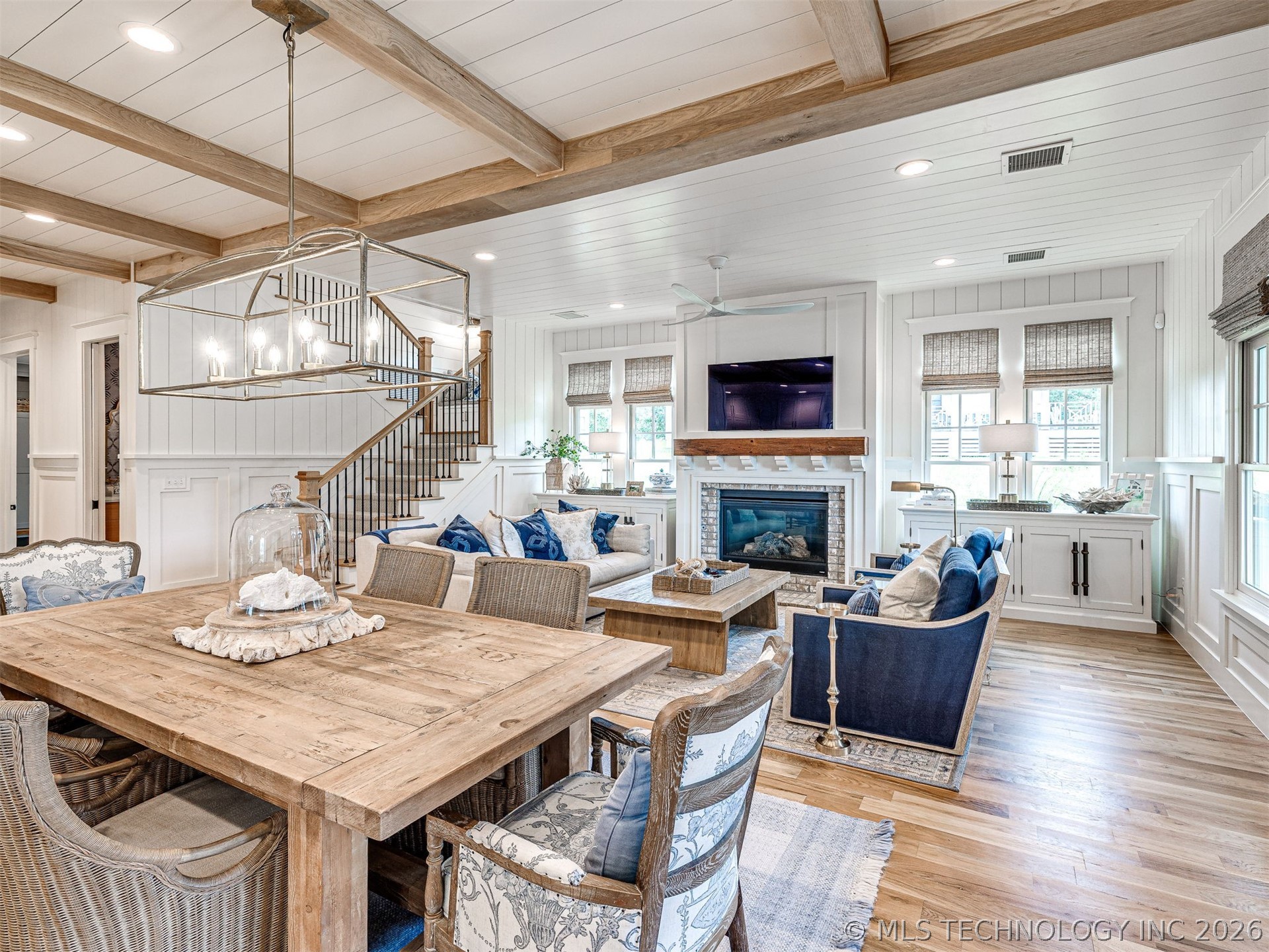104 Ridgeline Road