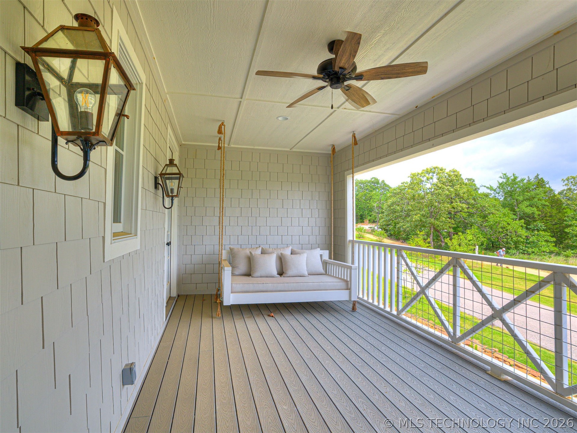 104 Ridgeline Road