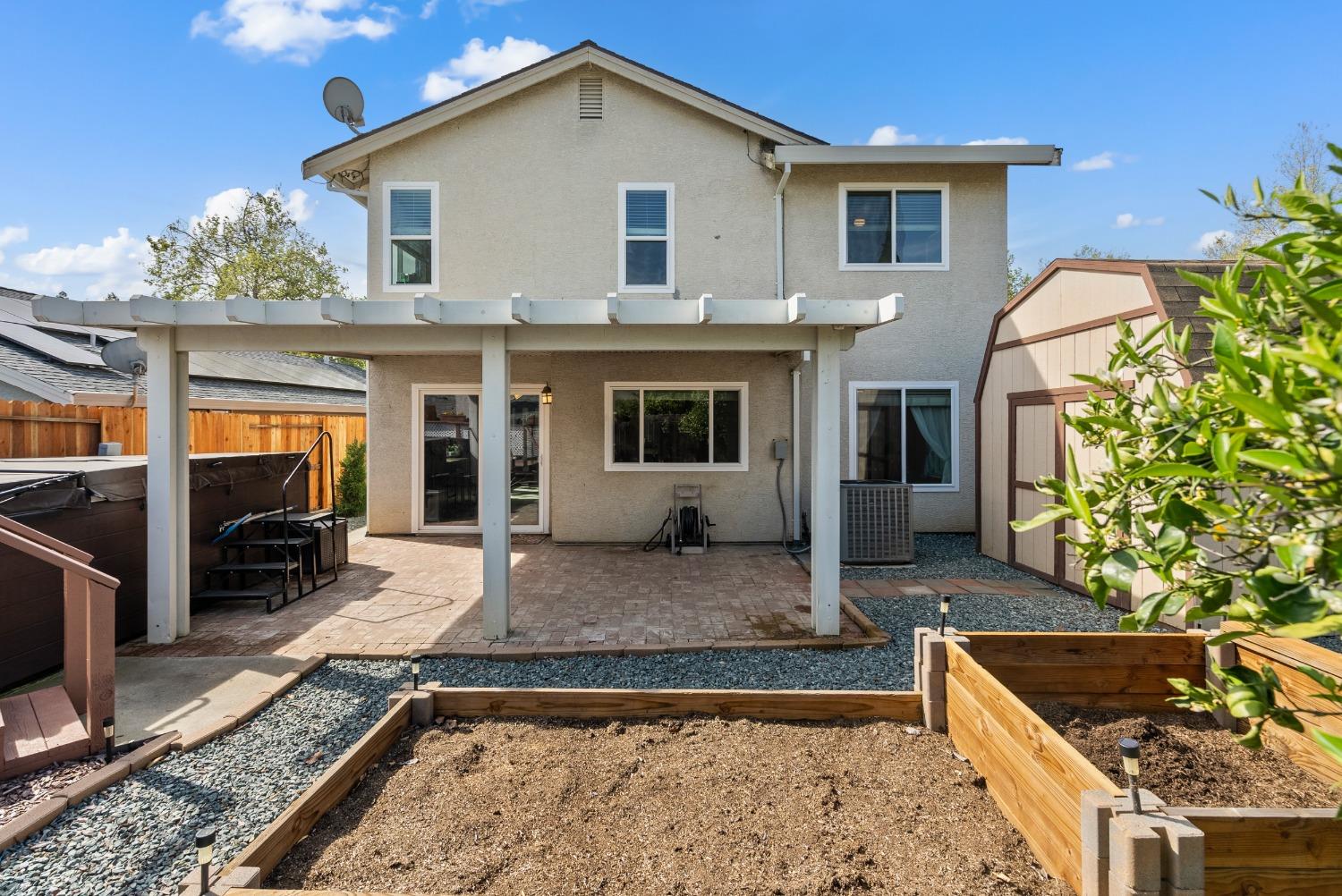 3513 Ridge Rim Court