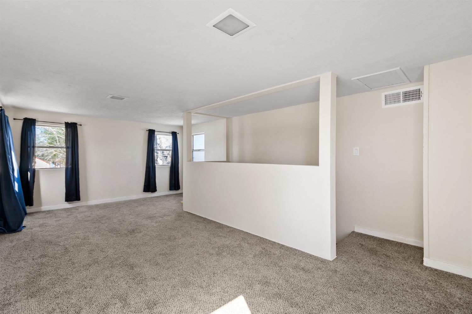 2562 Erickson Street