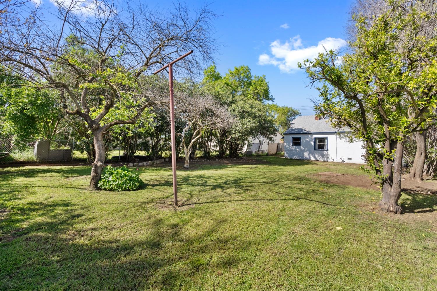 2562 Erickson Street